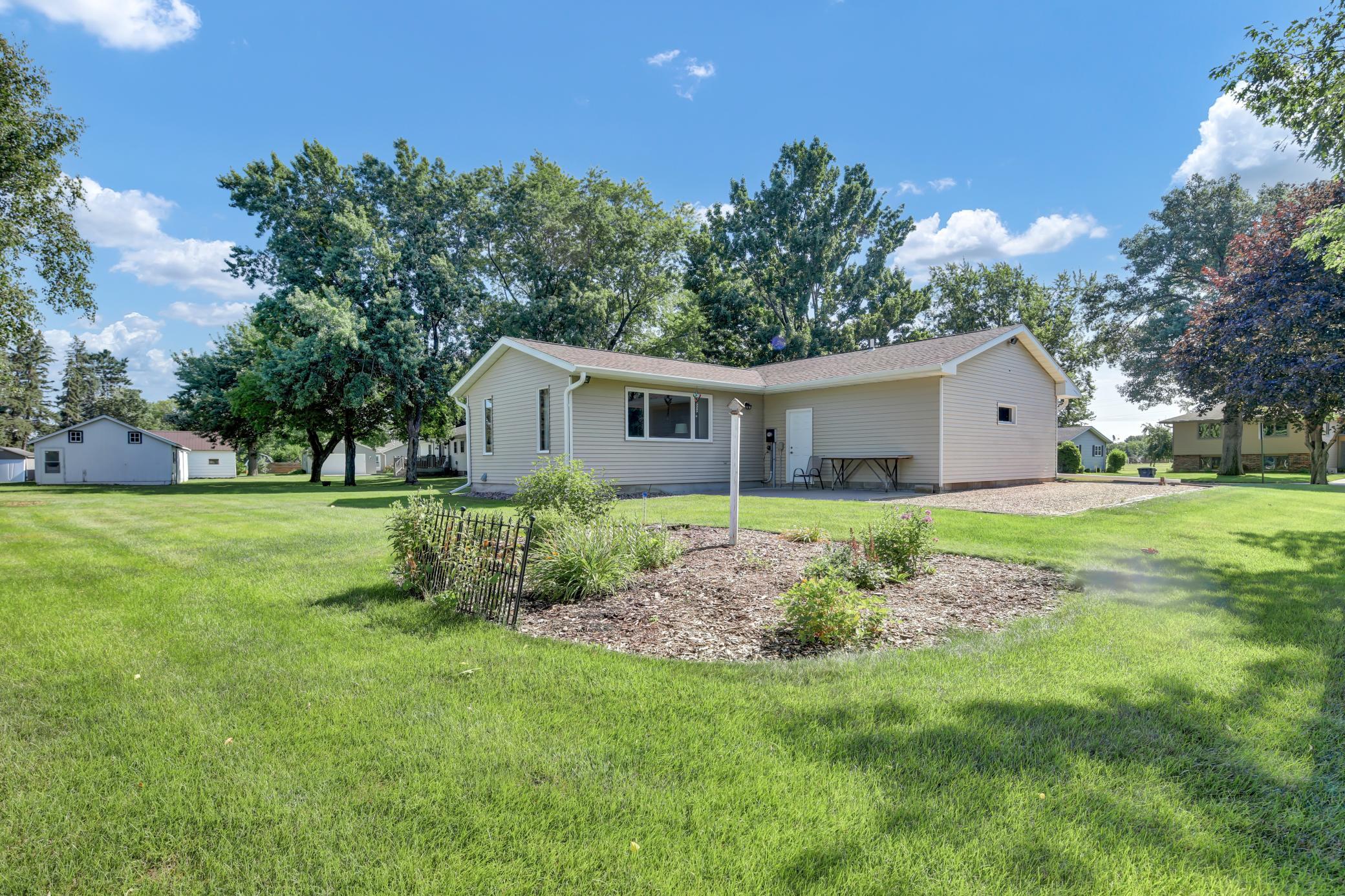 1120 W Marion St, Lake City, MN 55041