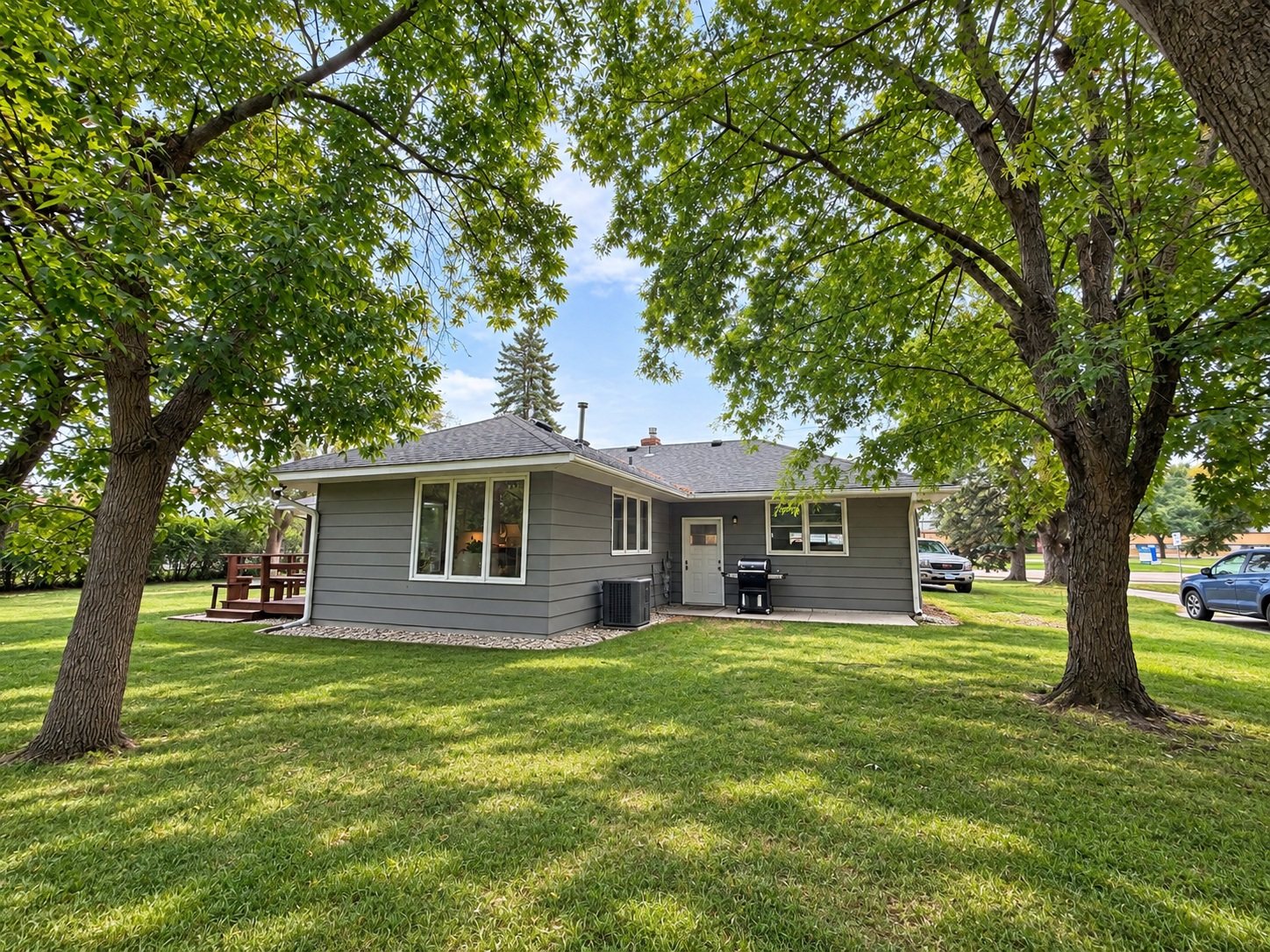 11942 Crooked Lake Blvd NW, Coon Rapids, MN 55433