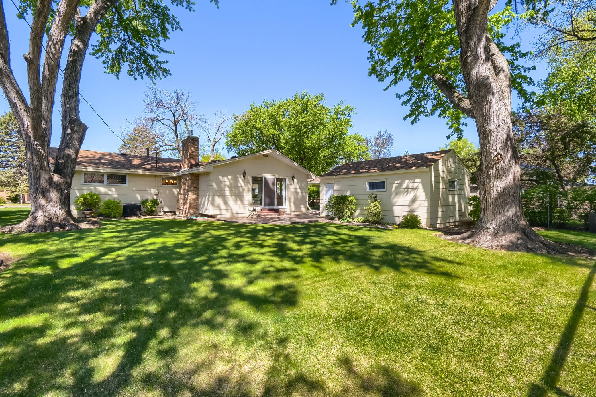 6575 Monroe St NE, Fridley, MN 55432
