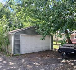 1885 Hawthorne Ave E, Saint Paul, MN 55119