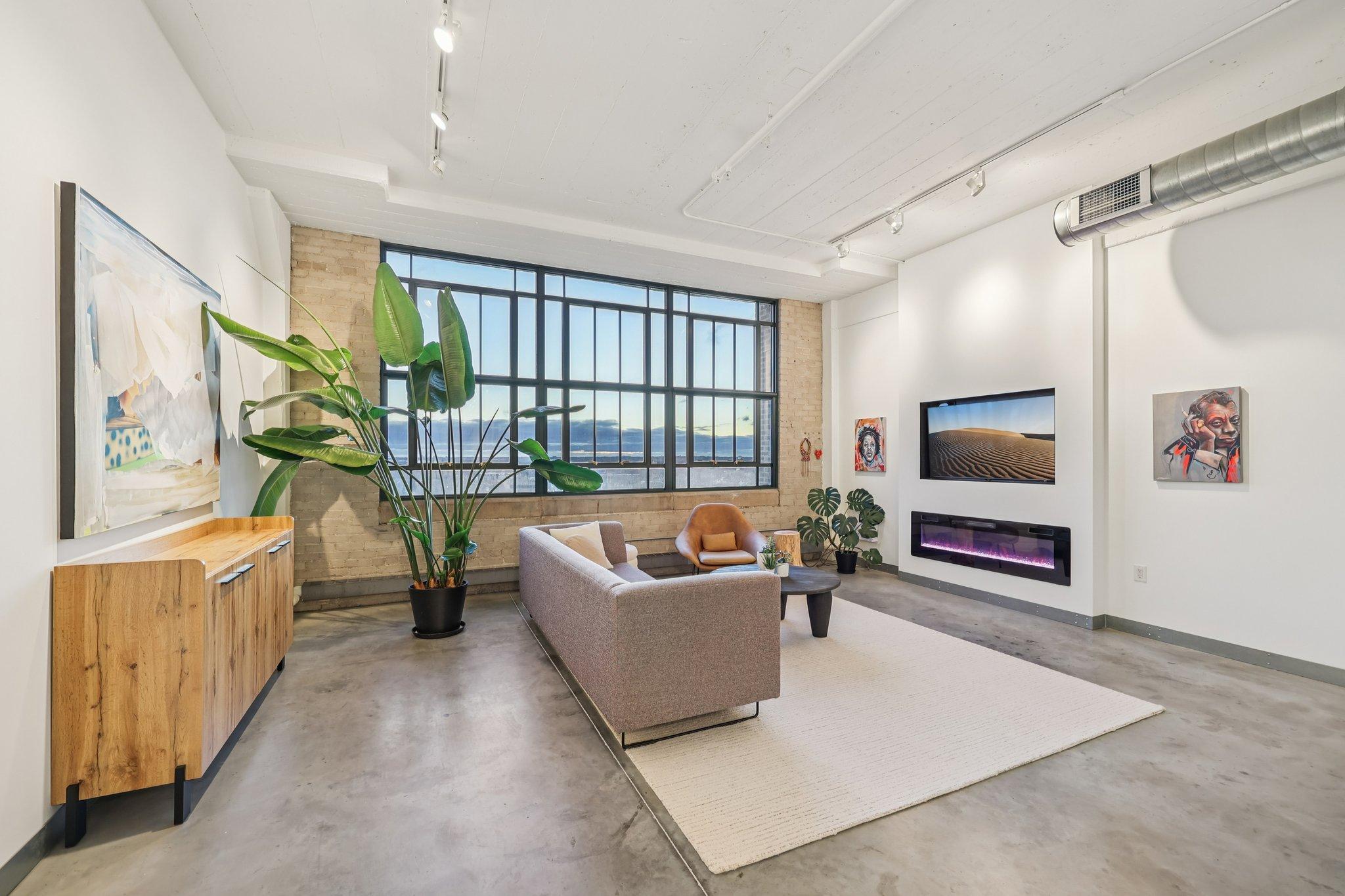 2929 Chicago Ave #1105, Minneapolis, MN 55407