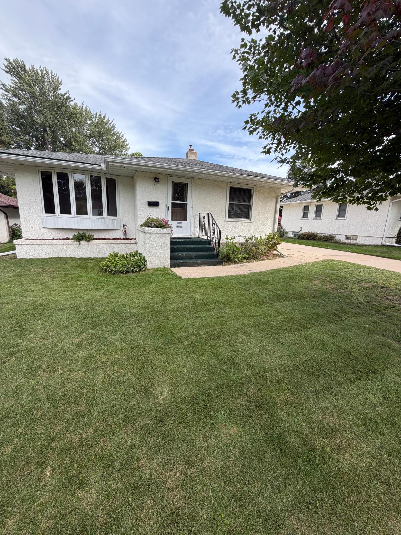 1212 8th Ave NE, Brainerd, MN 56401