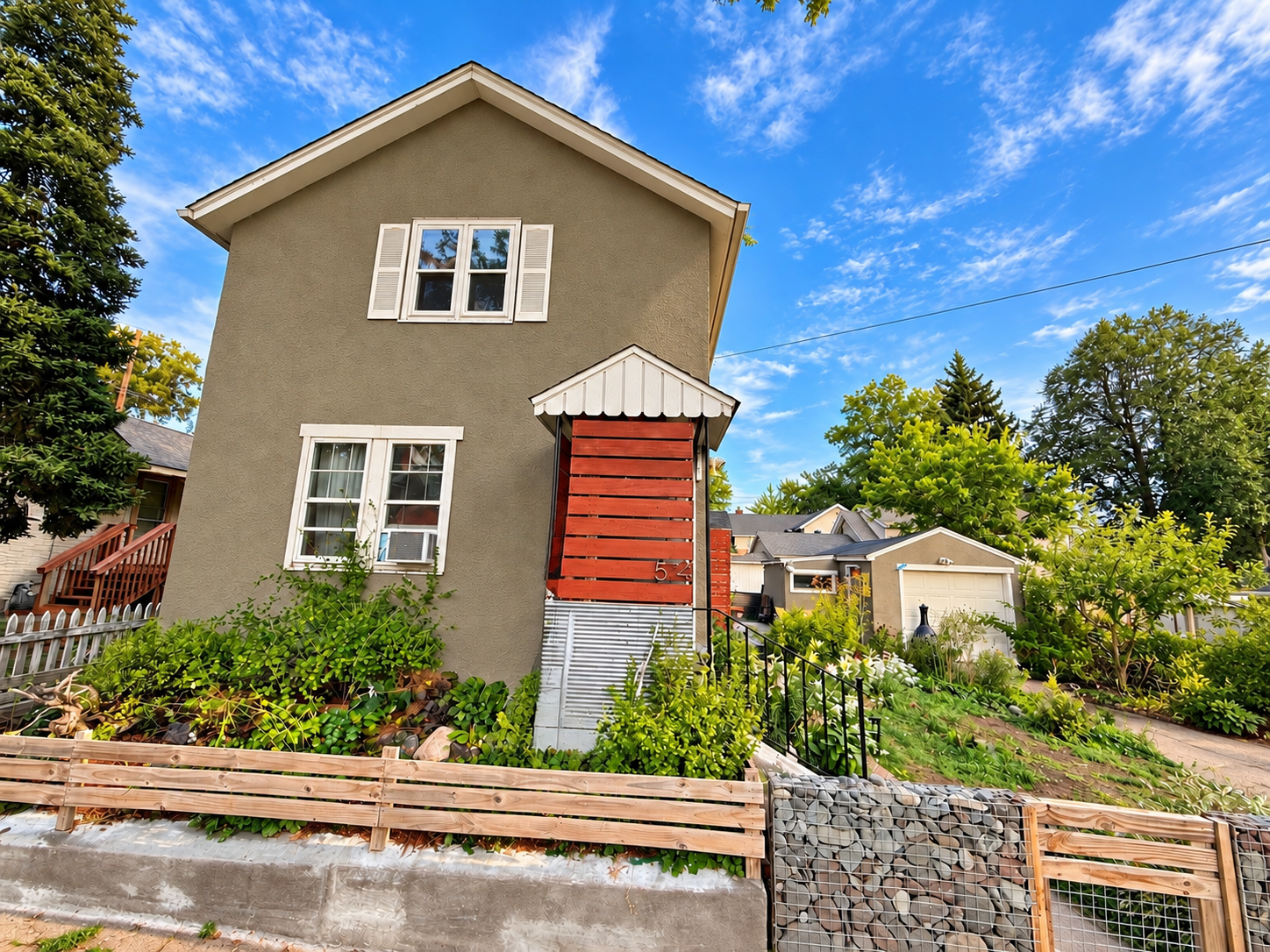 574 Brunson St, Saint Paul, MN 55130