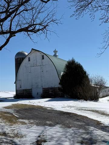 43264 160th St, Mabel, MN 55954