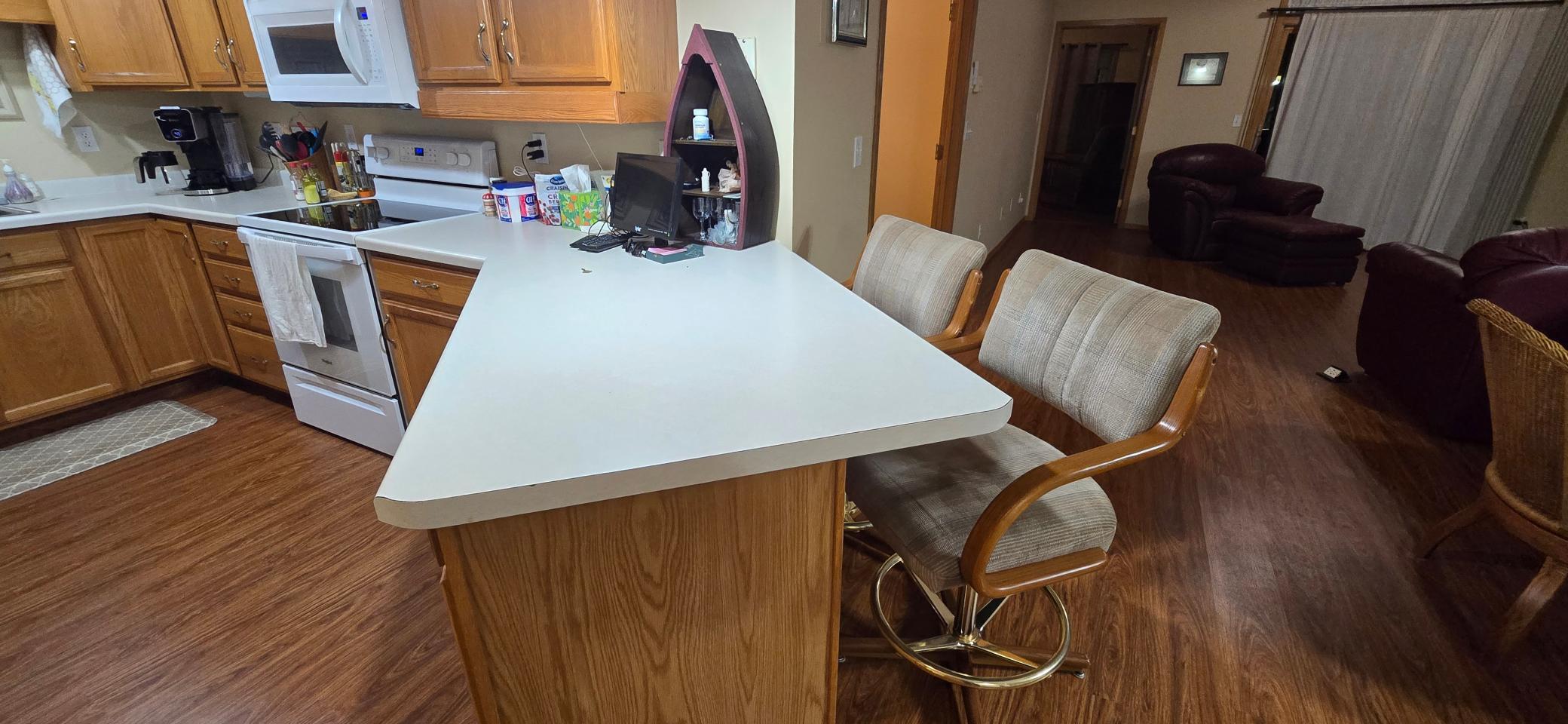 3345 38th St S, Moorhead, MN 56560