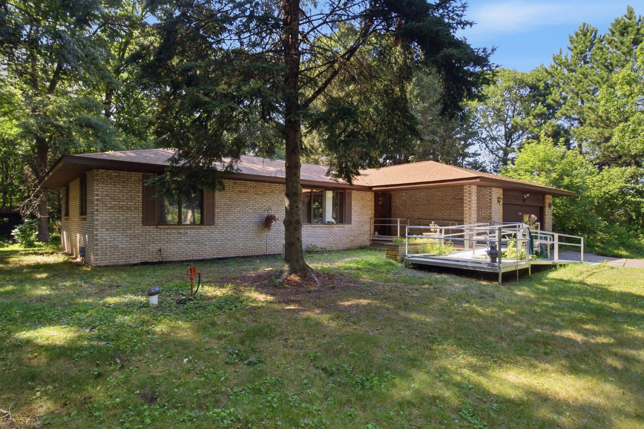 17487 Dewes Rd, Brainerd, MN 56401