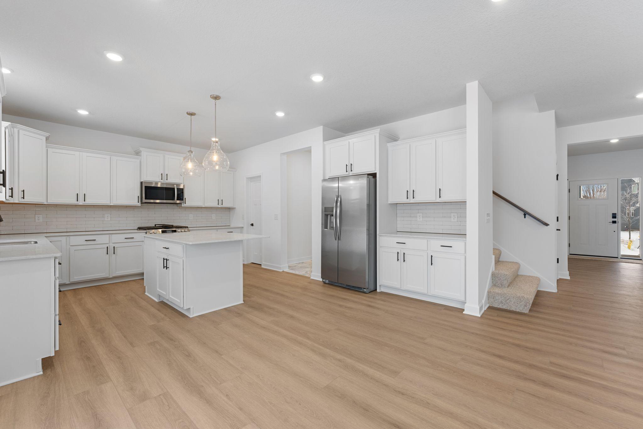 2054 Norway Ln, Lino Lakes, MN 55038