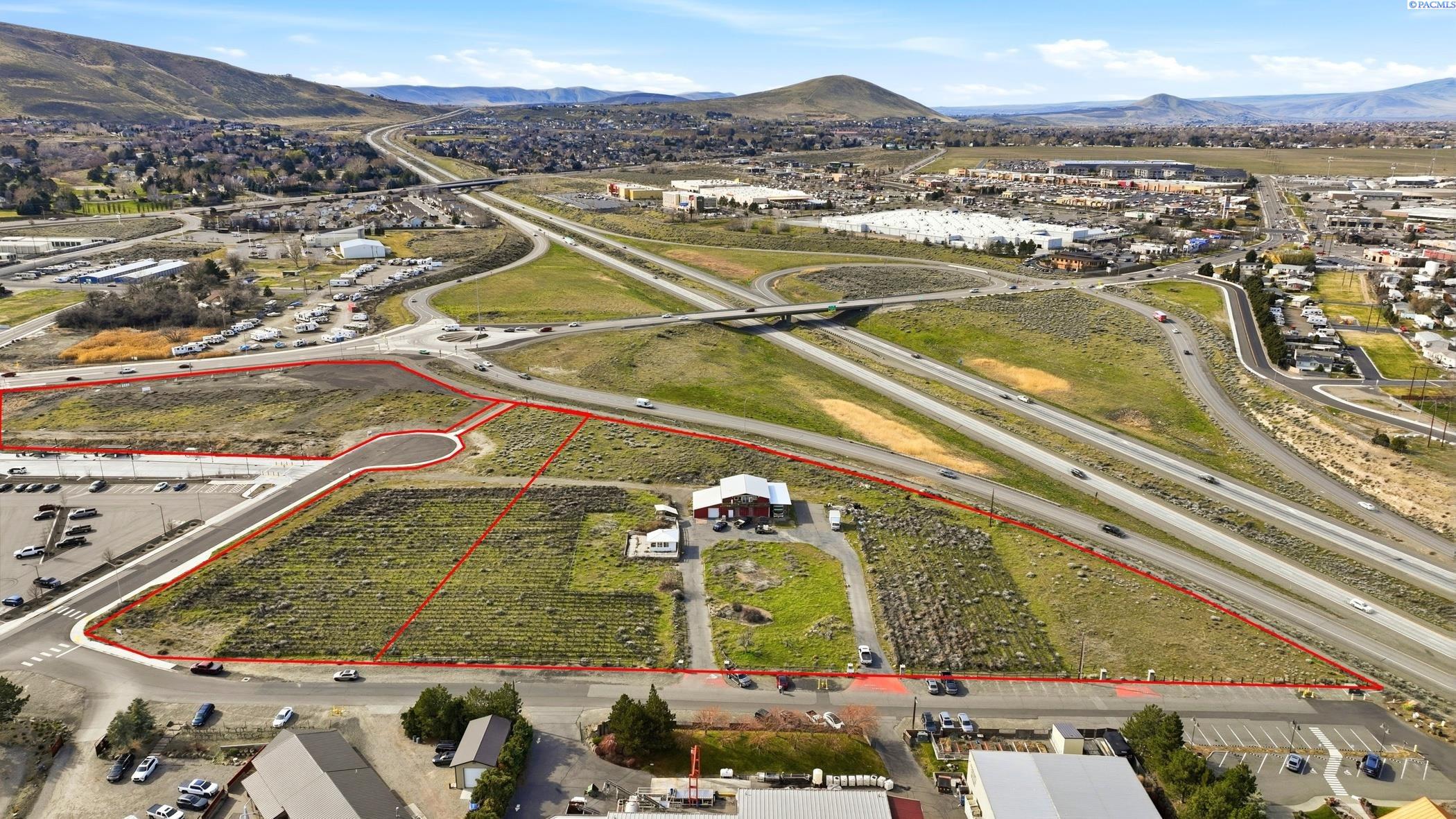 691 Windmill Rd, Richland, WA 99352