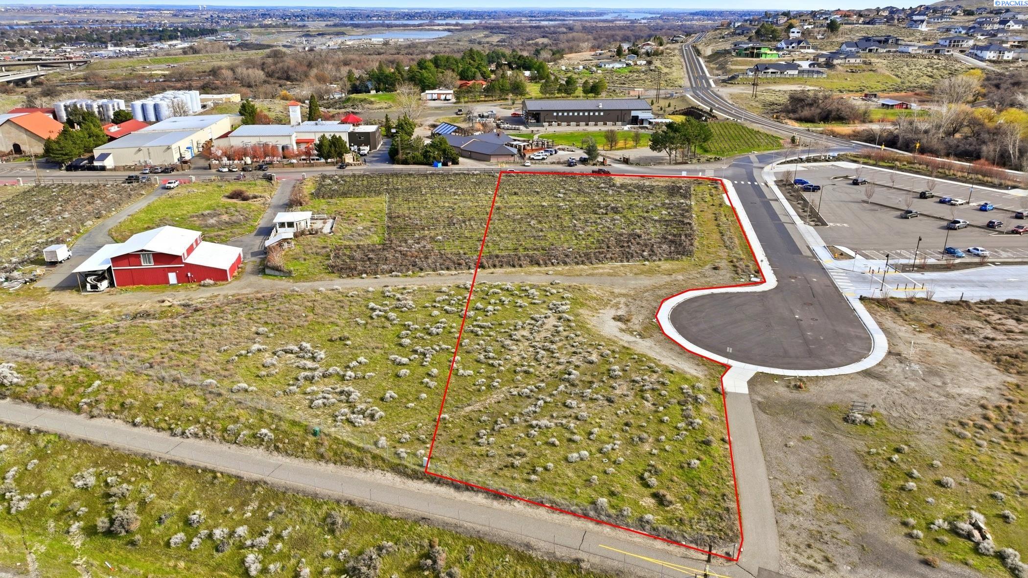 875 Tulip Ln, Richland, WA 99352