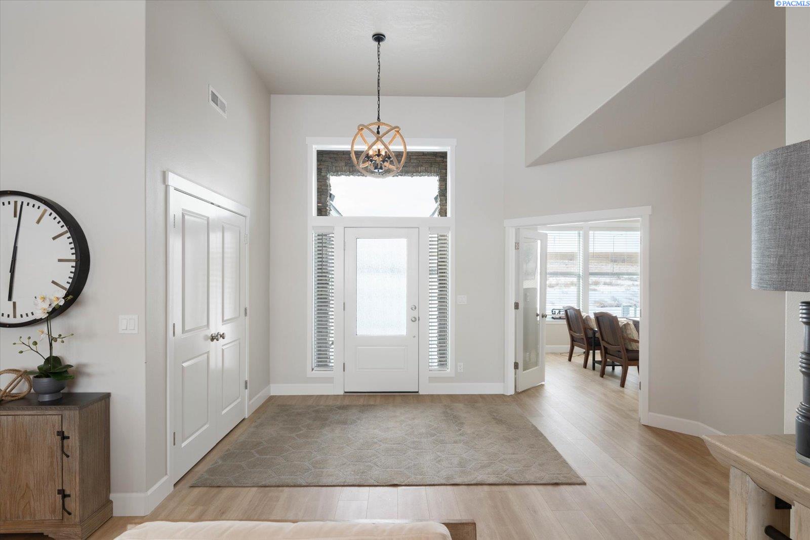 7262 W 28th Pl, Kennewick, WA 99338