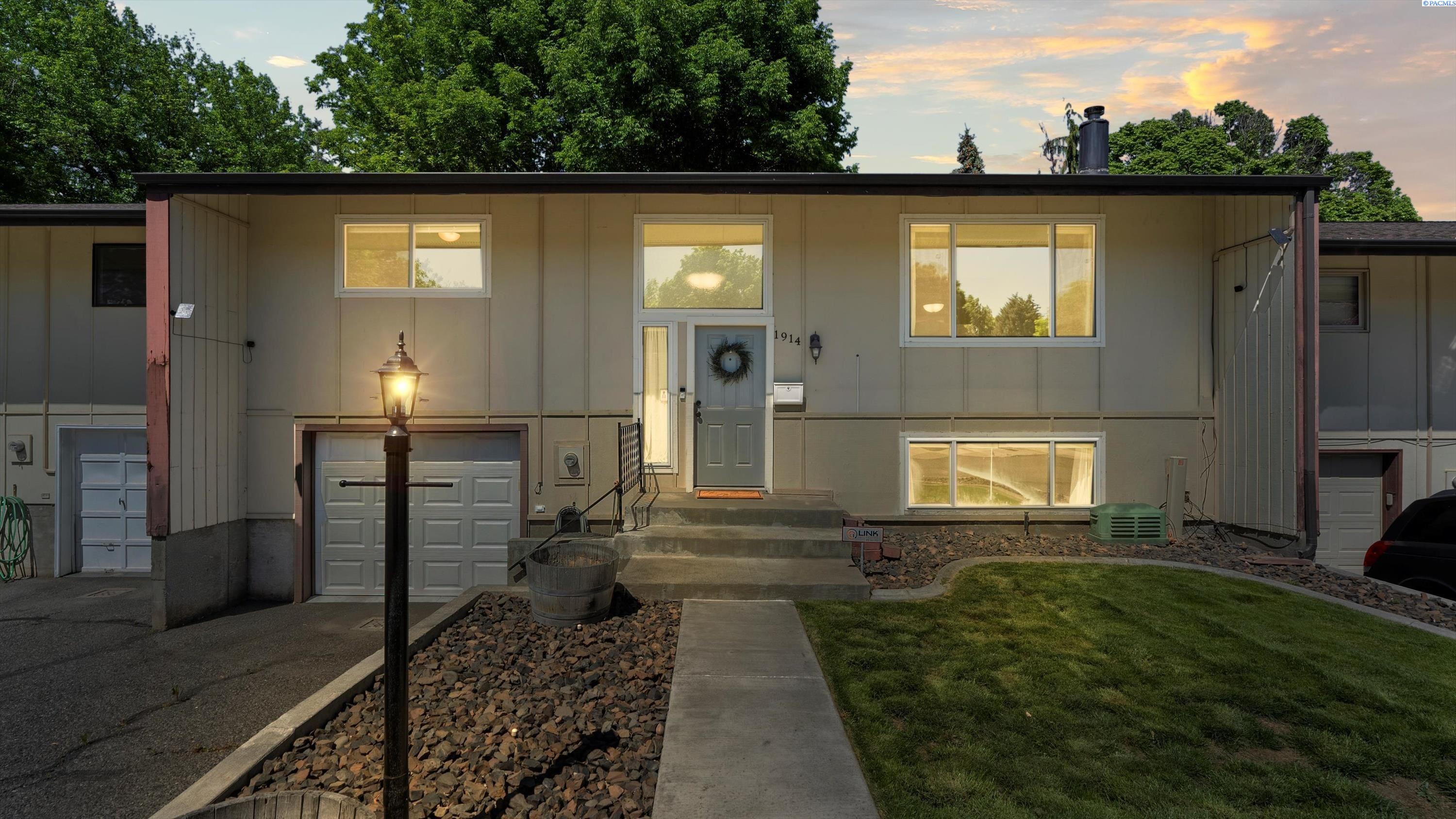 1914 Mahan Ave, Richland, WA 99354
