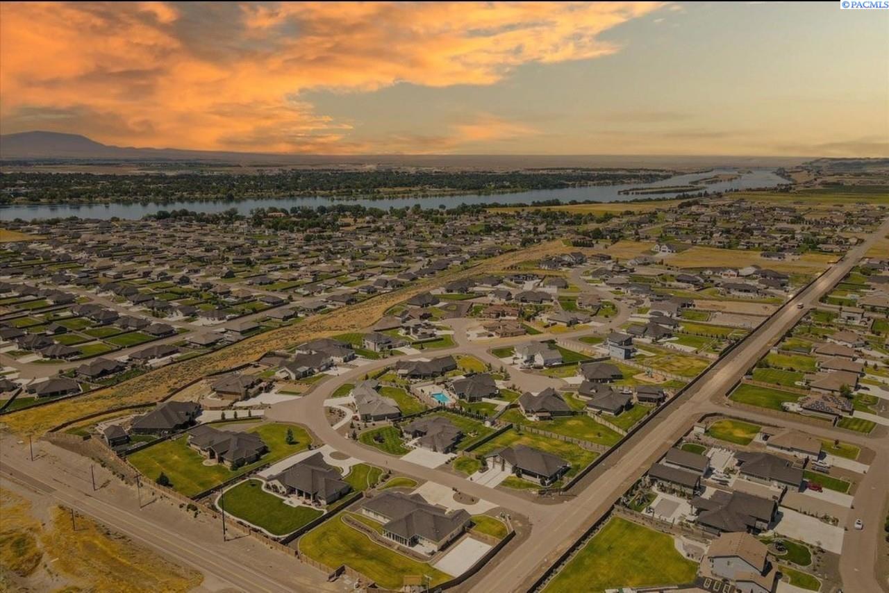 0 Eaglecrest Dr #Lt 7, Pasco, WA 99301