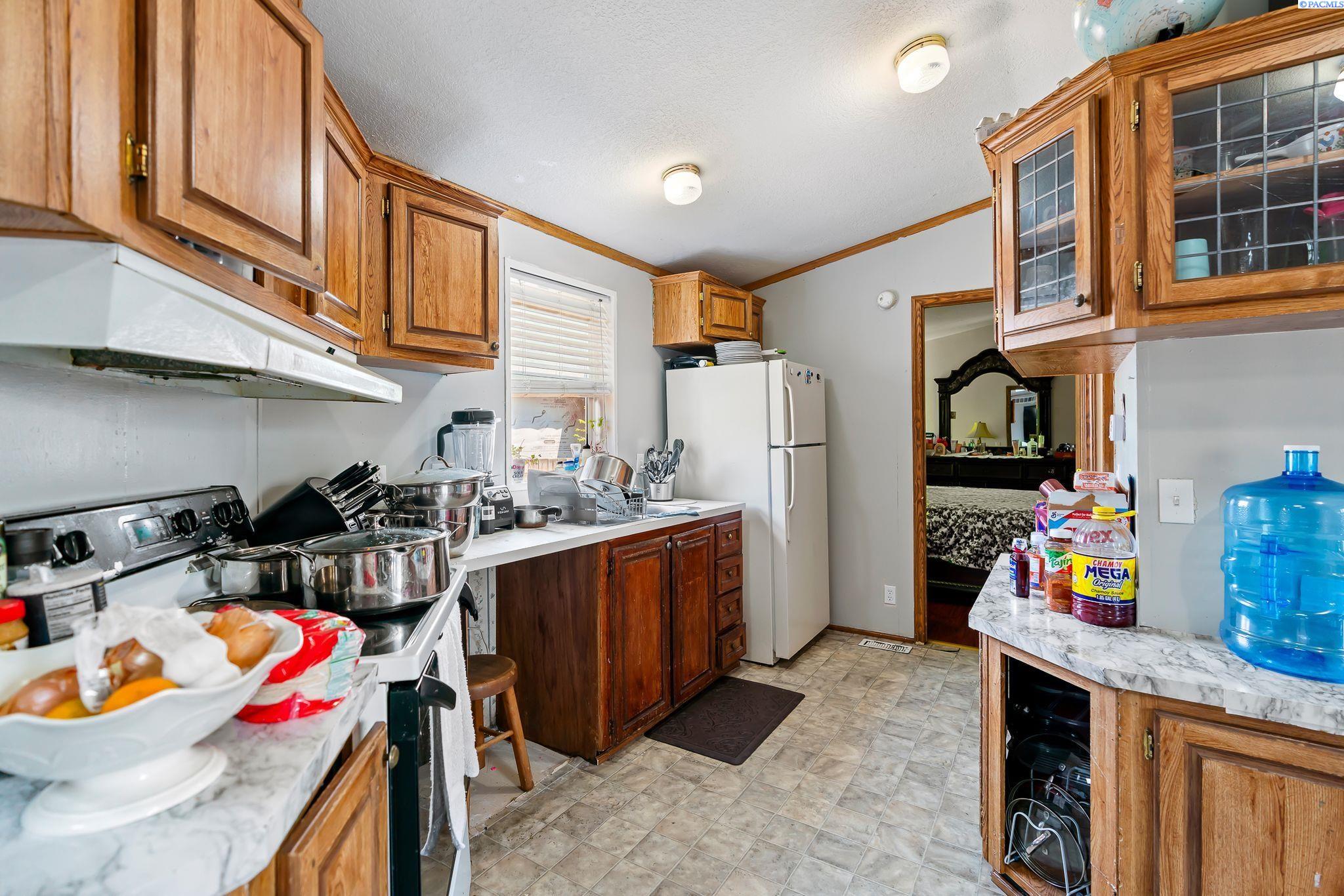 2906 W 7th Ave #74, Kennewick, WA 99336