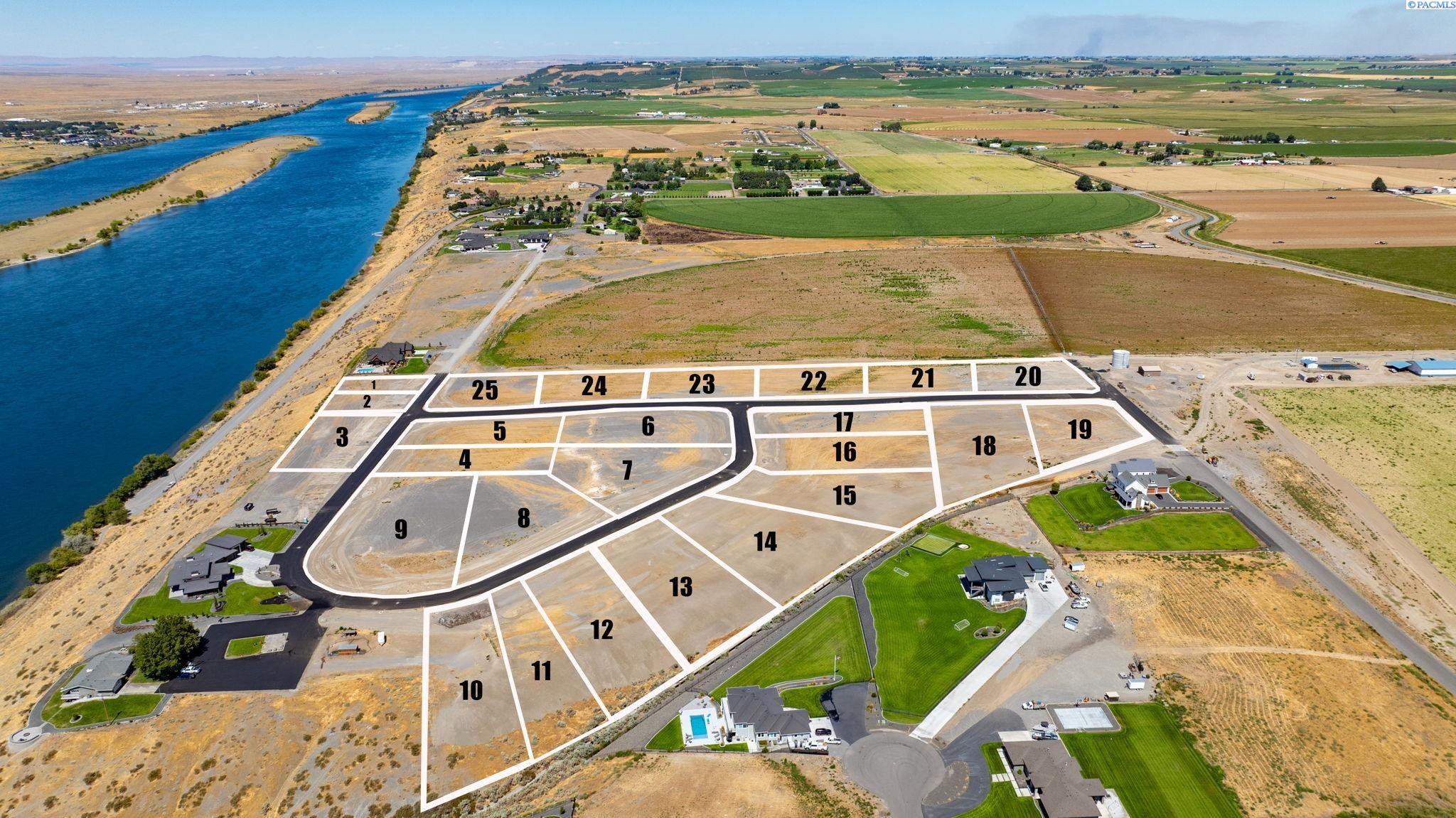 Lot 7 117 Limousin Ln, Pasco, WA 99301