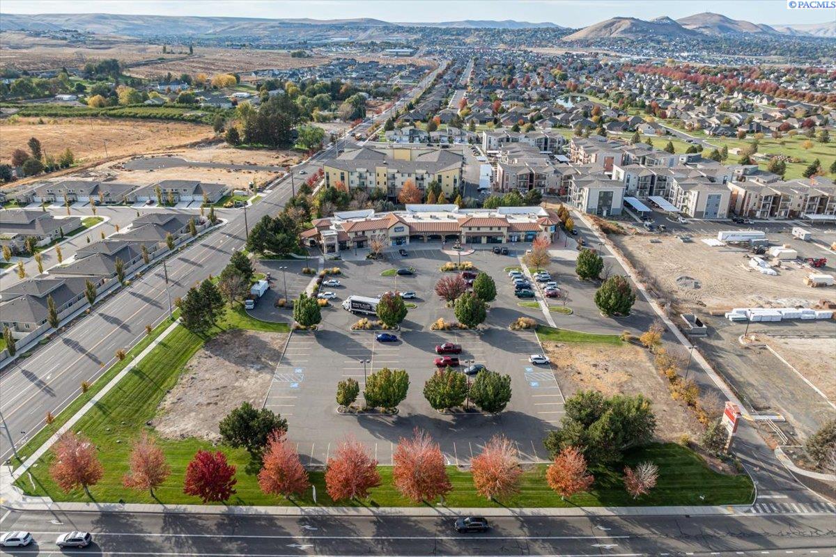 910 S Columbia Center Blvd, Kennewick, WA 99336