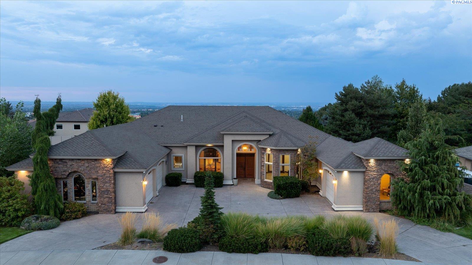 3900 W 46th, Kennewick, WA 99337