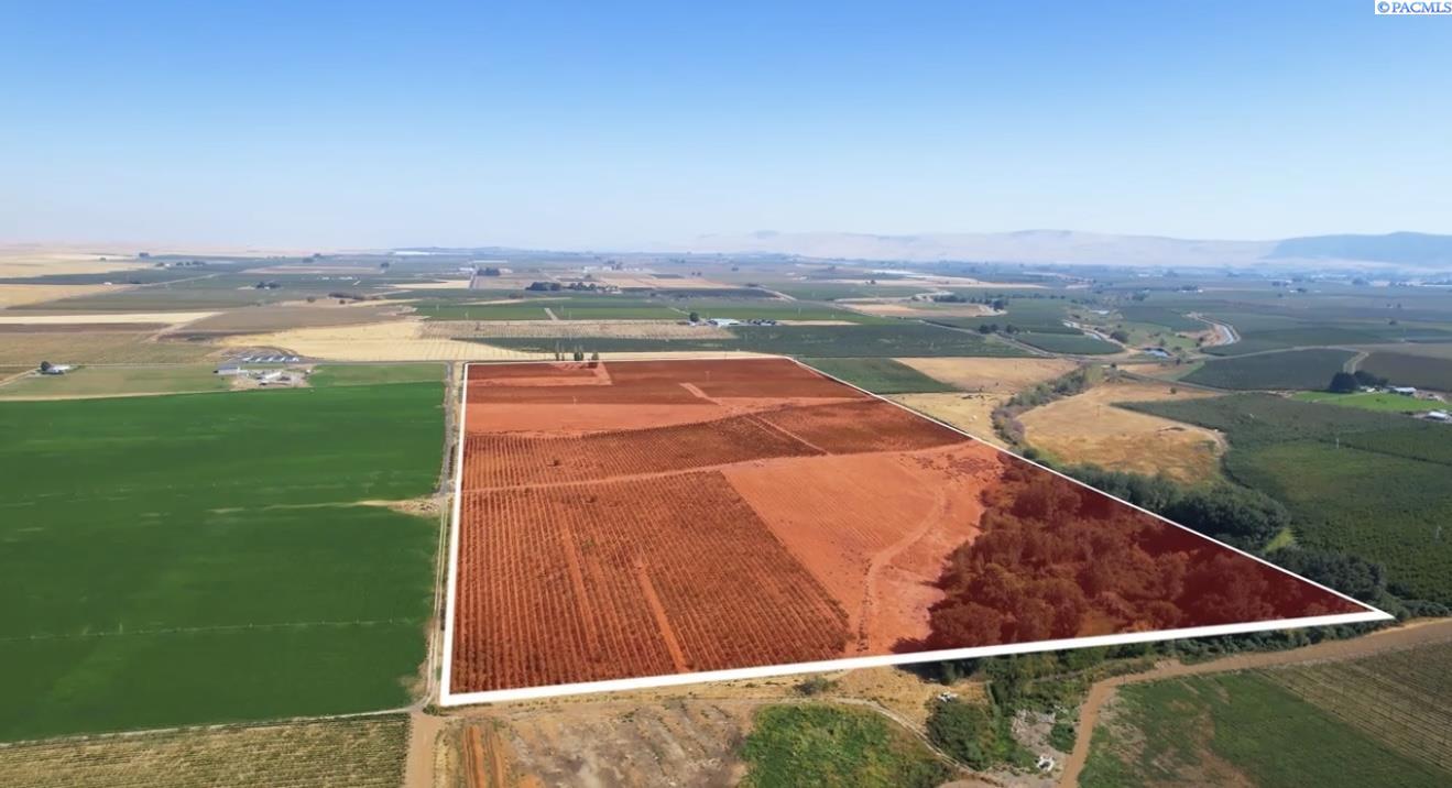 54402 N Hinzerling Rd, Prosser, WA 99350