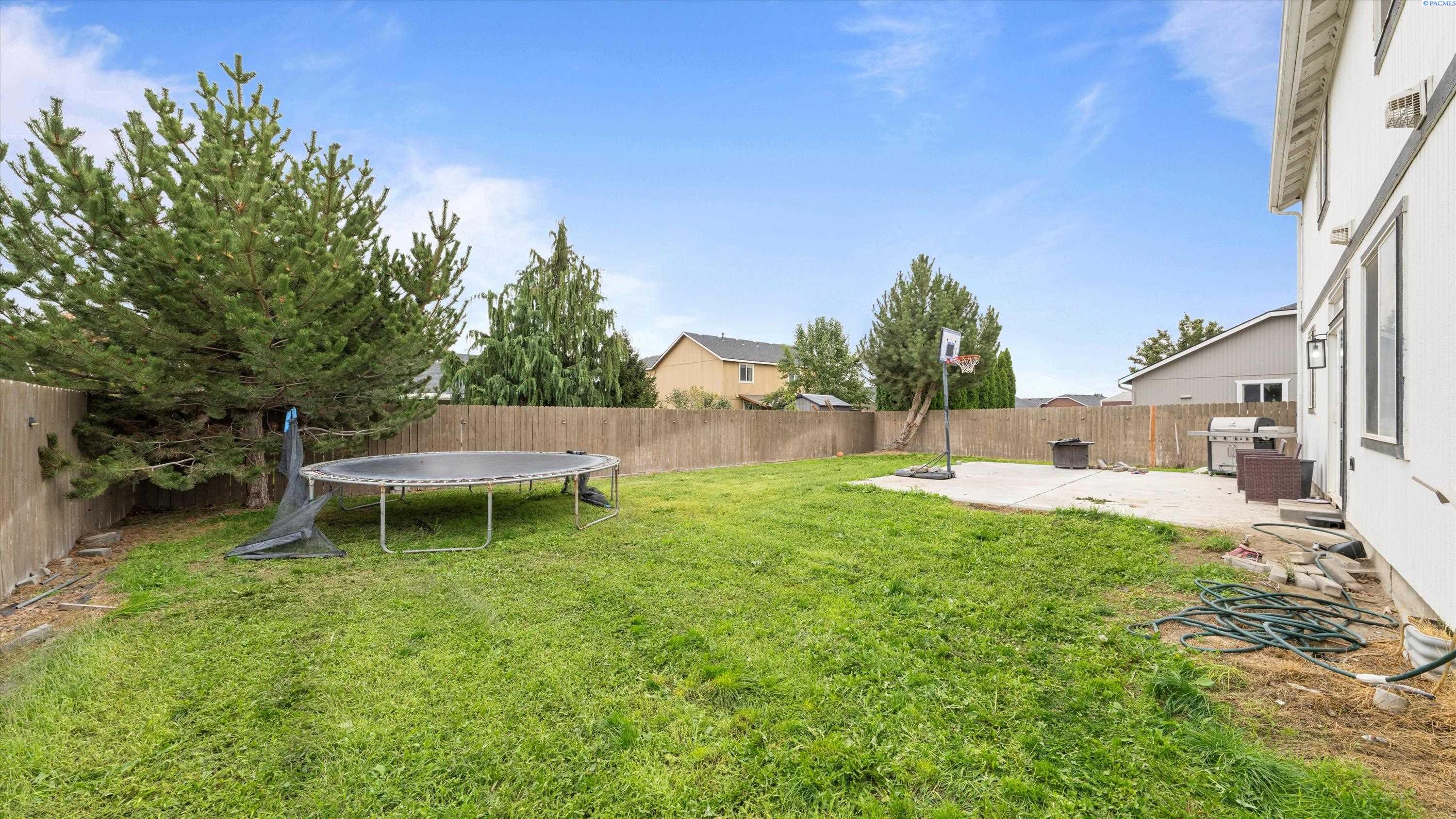 6105 Cashmere Ln, Pasco, WA 99301