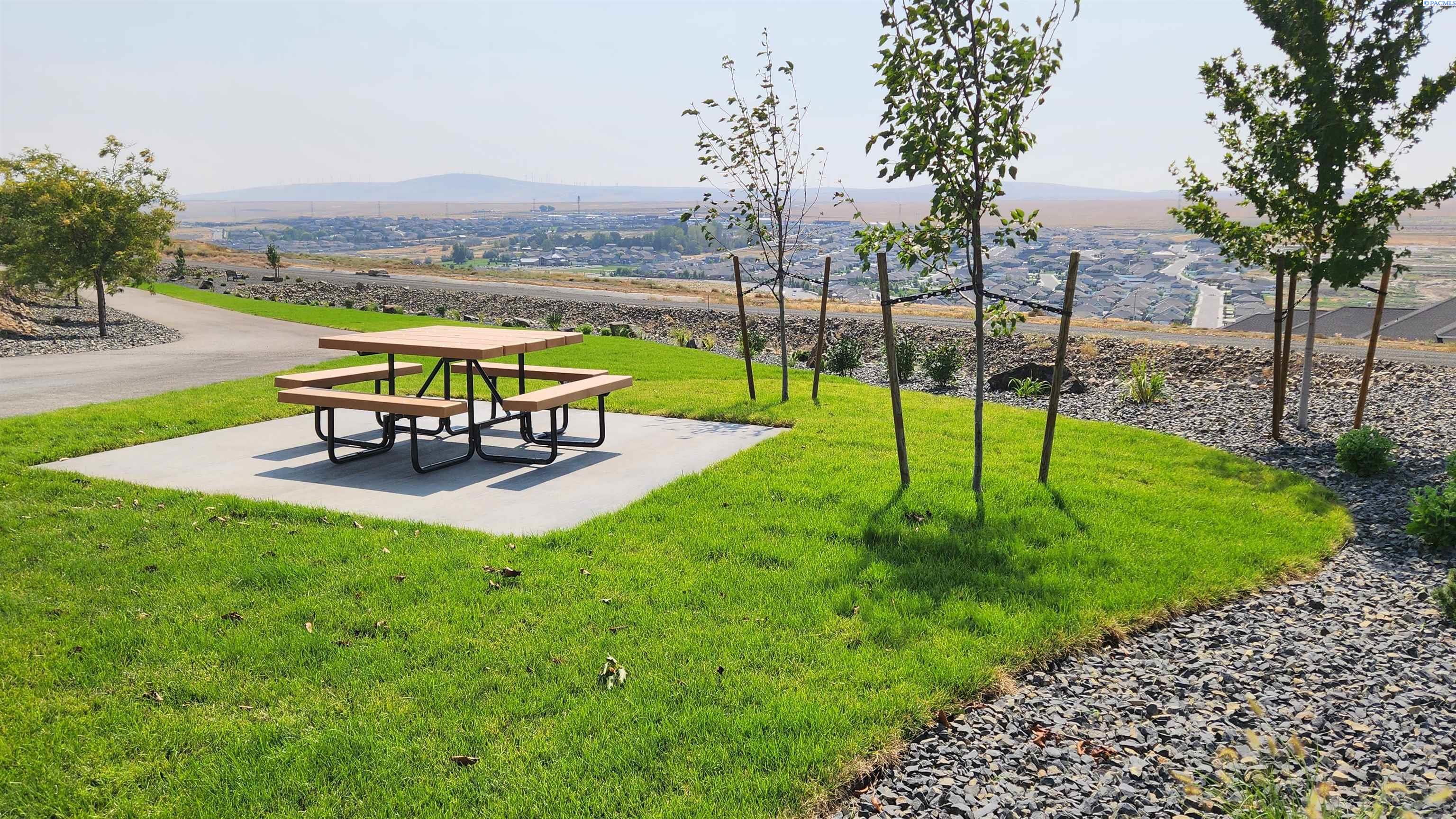 2233 S Belfair St Lot 39 Ph 8, Kennewick, WA 99338