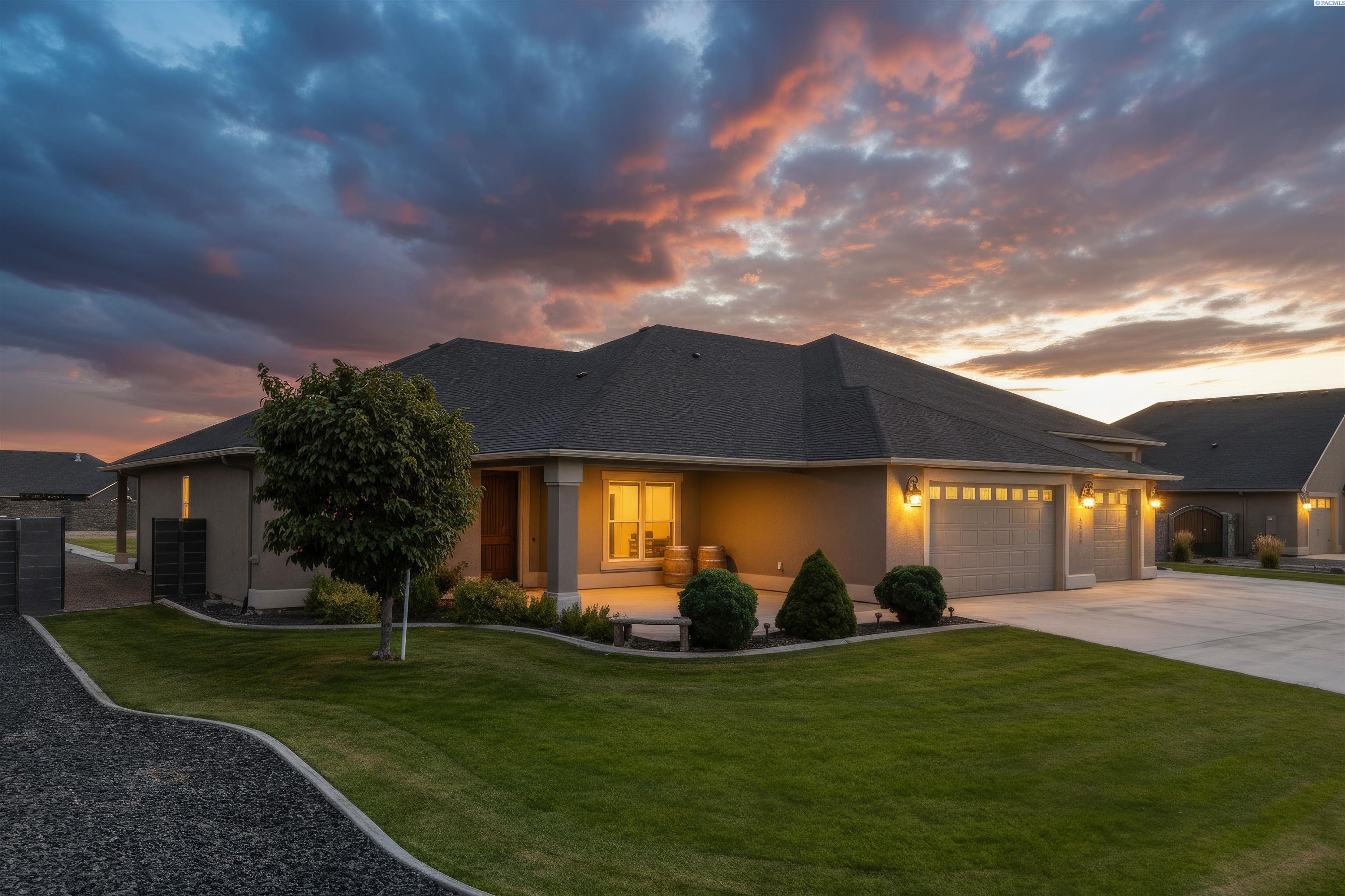 6603 Whetstone Dr, Pasco, WA 99301