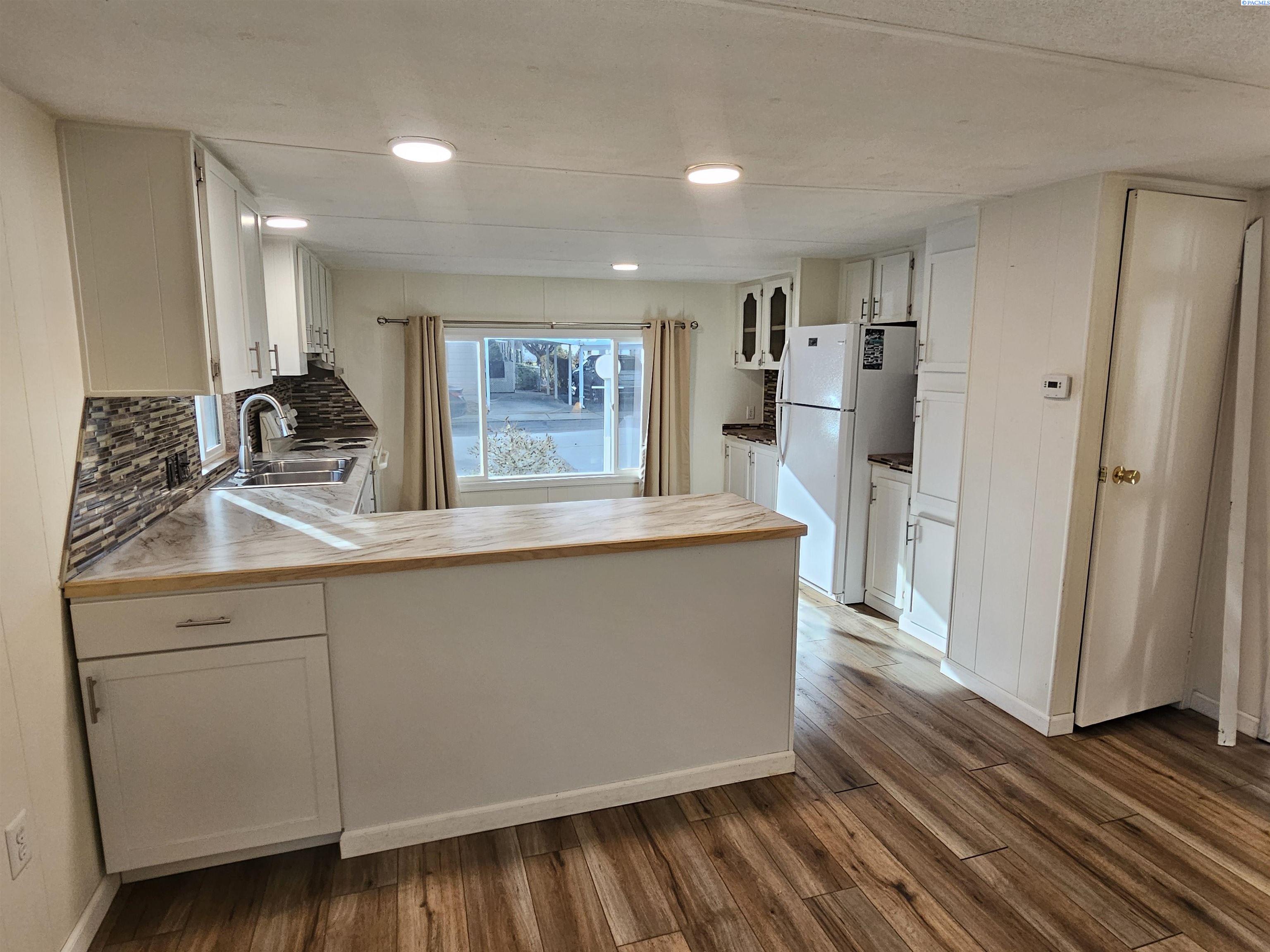 7901 W Clearwater Avenue #185 #185, Kennewick, WA 99336
