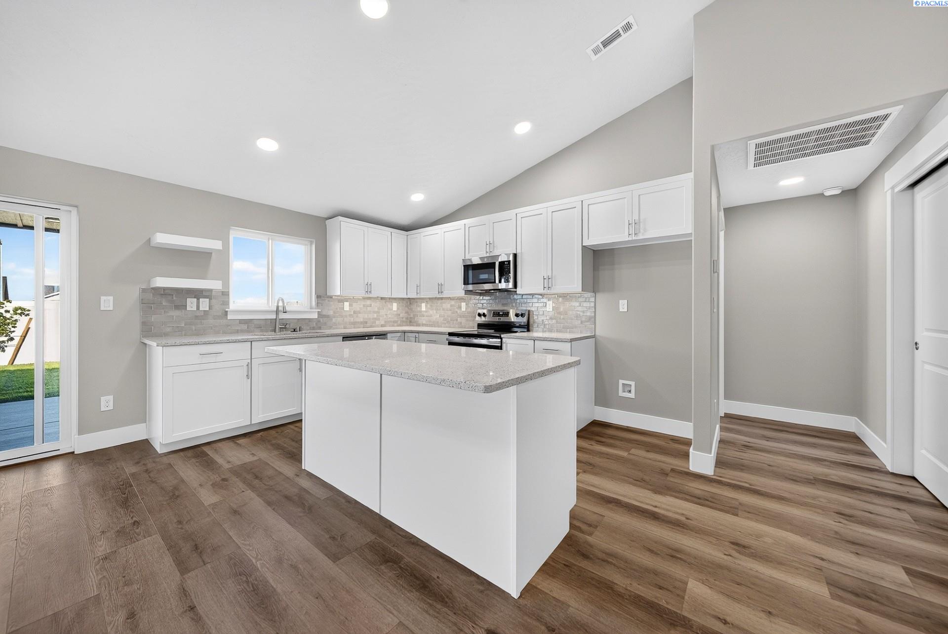 6603 Road 52, Pasco, WA 99301