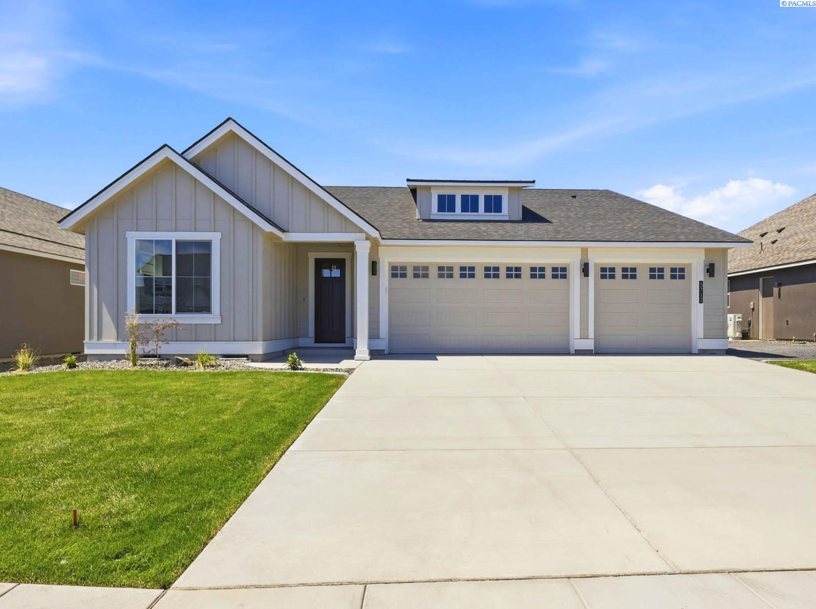 5712 Flathead Ave, Pasco, WA 99301