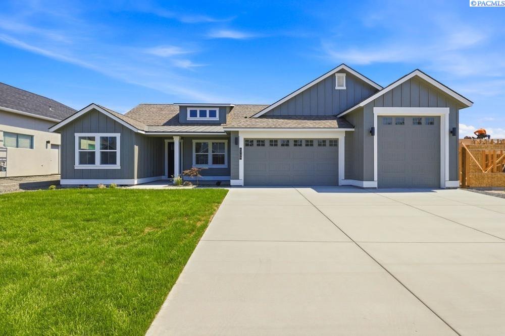 5709 Rd 122, Pasco, WA 99301