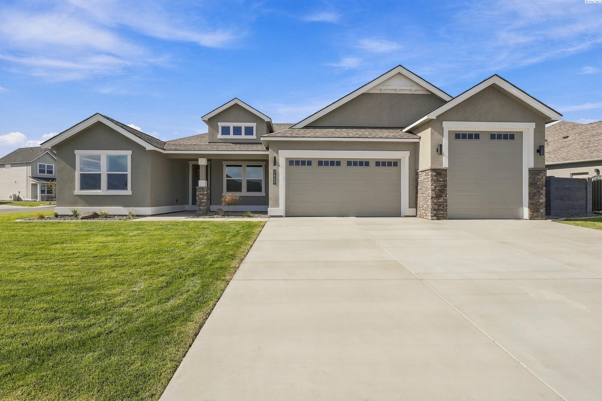5622 Flathead Ave, Pasco, WA 99301