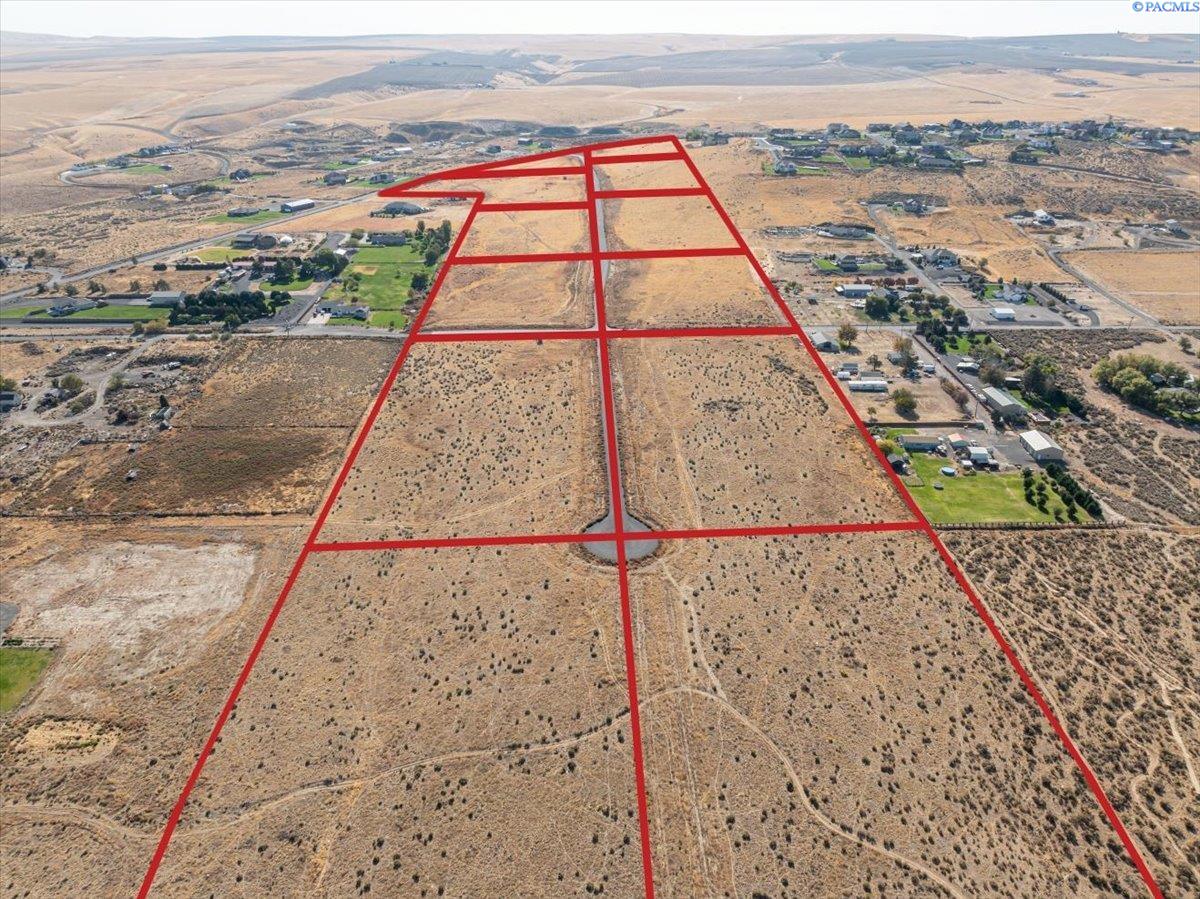 27891 Mammoth Dr, Kennewick, WA 99338
