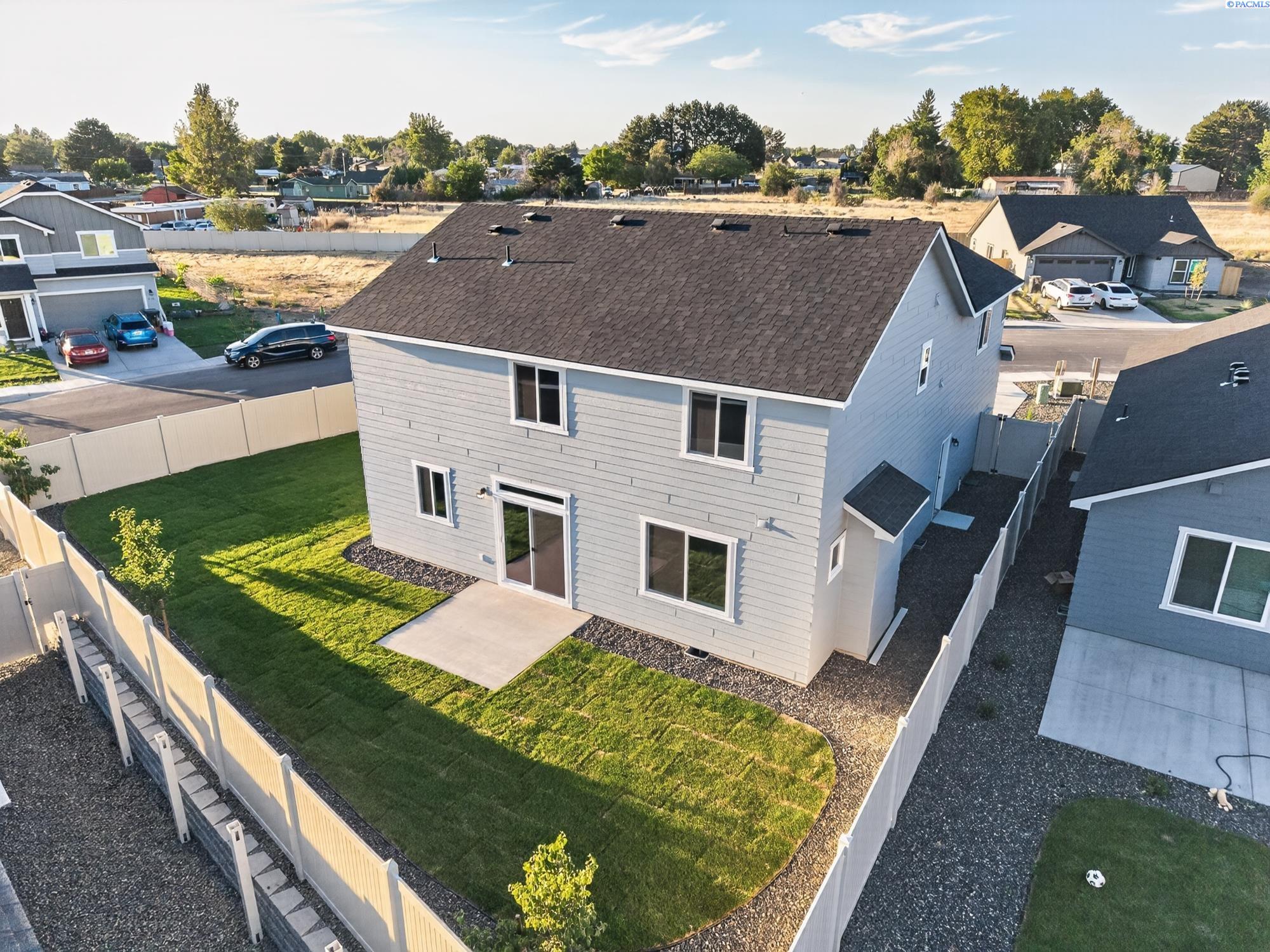 2714 Alvarado Ct, Pasco, WA 99301