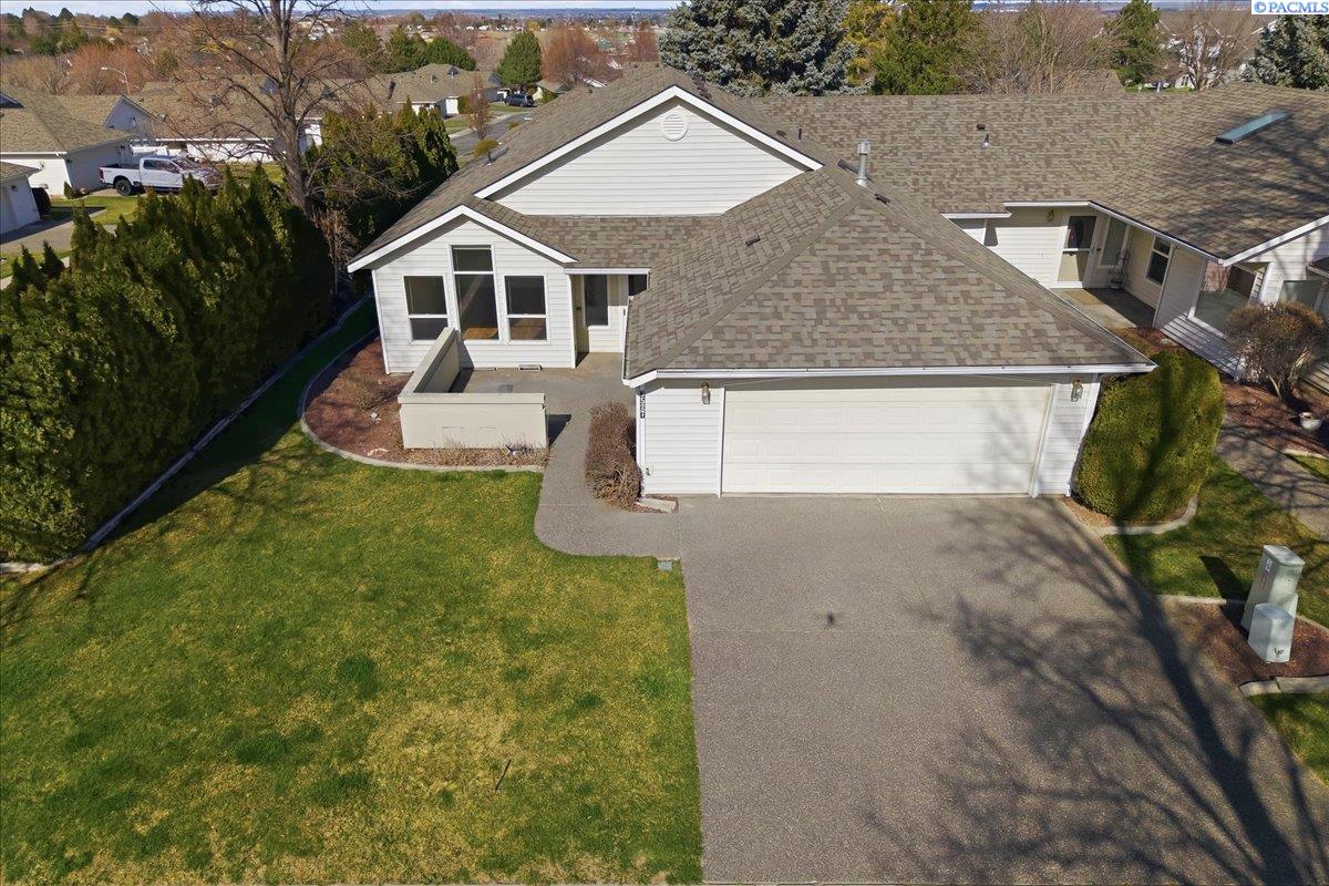 3527 S Huntington Lp, Kennewick, WA 99337