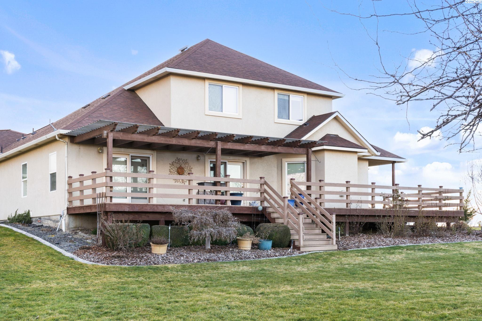 21 Alta Ln, Pasco, WA 99301