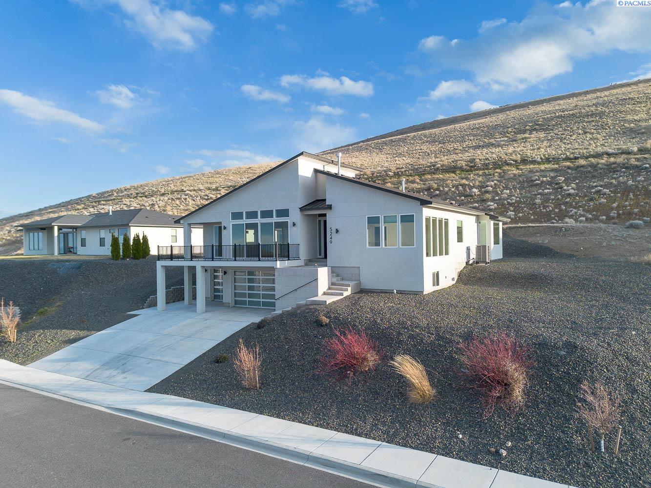 5249 S Quincy Pl, Kennewick, WA 99337