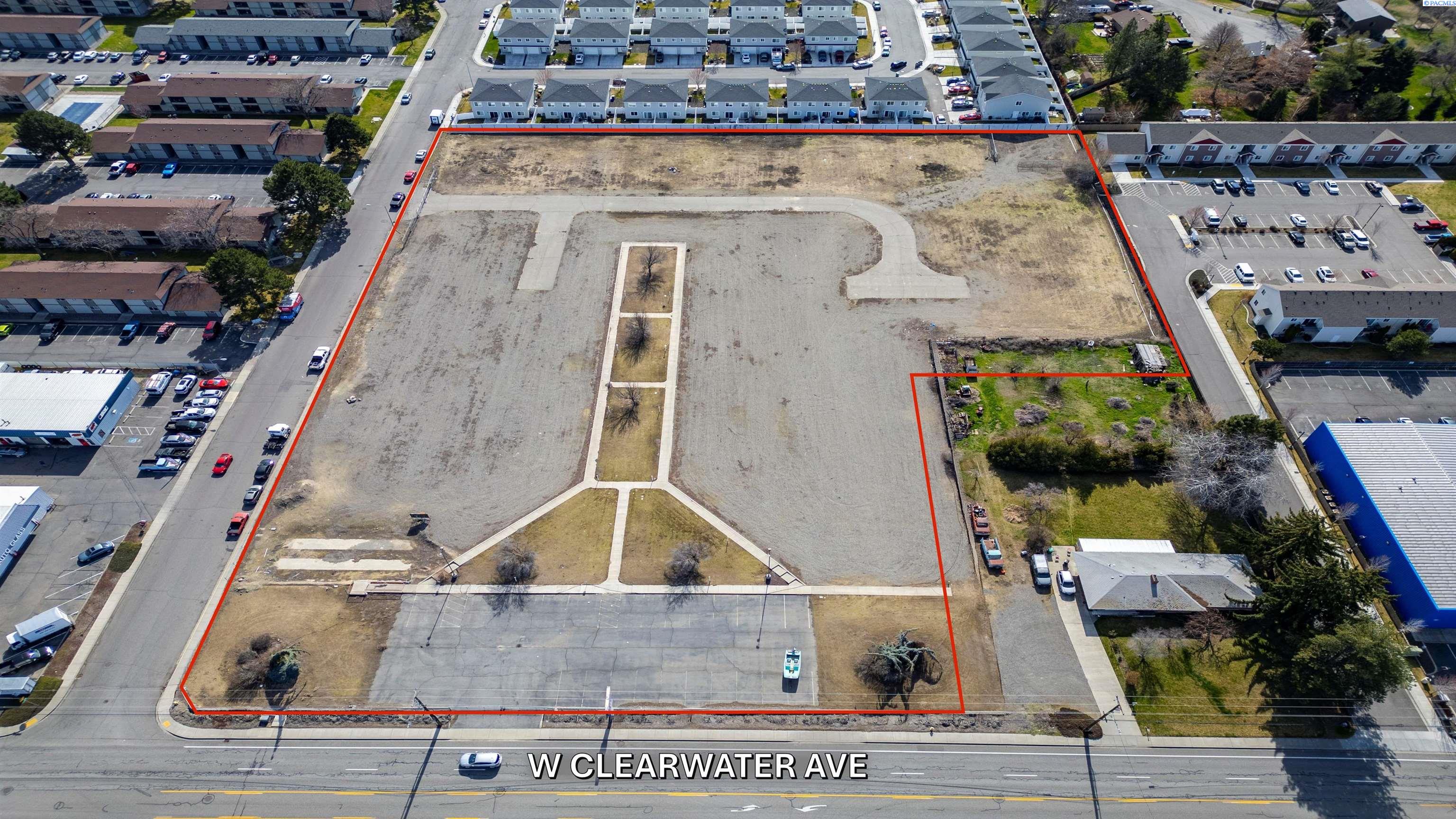 5705 W Clearwater Ave, Kennewick, WA 99336