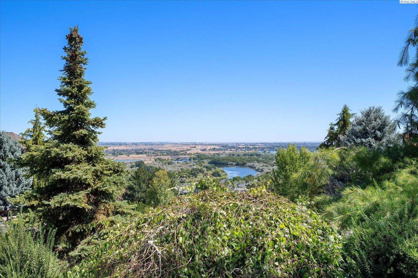 1213 Brentwood Ave, Richland, WA 99352
