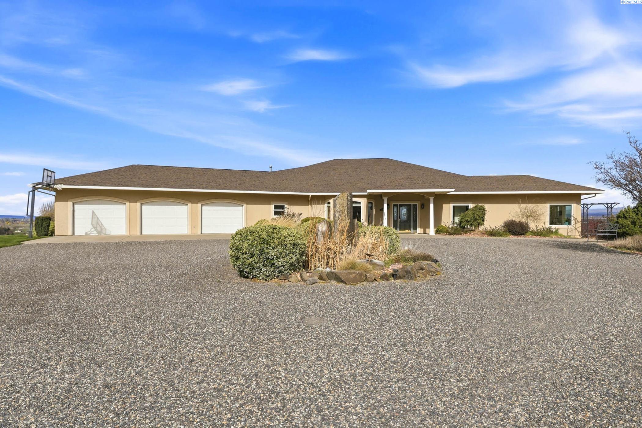 21509 S Davlor Pr Sw, Prosser, WA 99350-8814