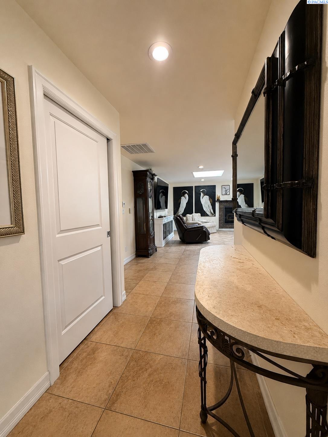 125 Casa Sueno Ct, Richland, WA 99352