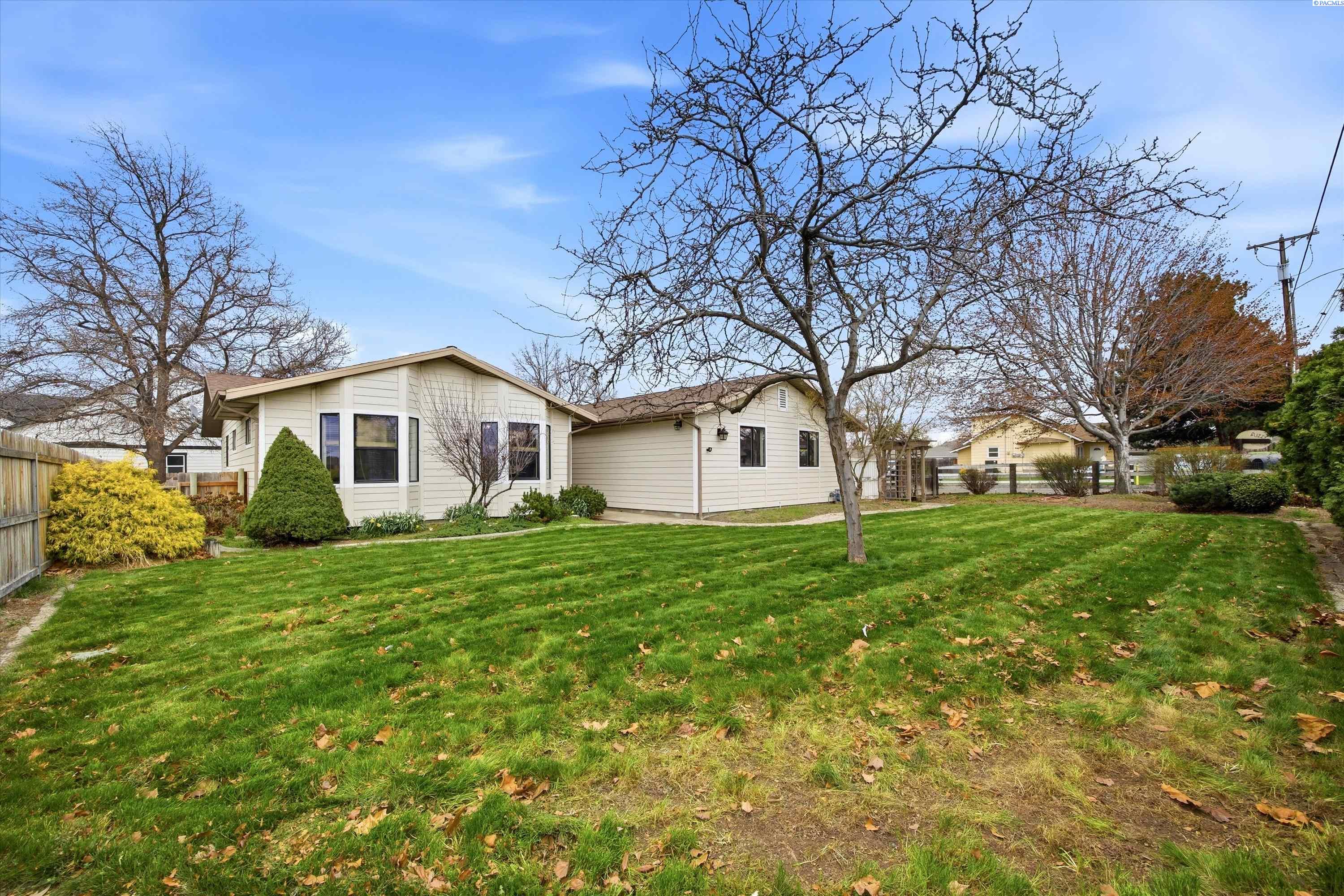 2017 S Washington, Kennewick, WA 99337