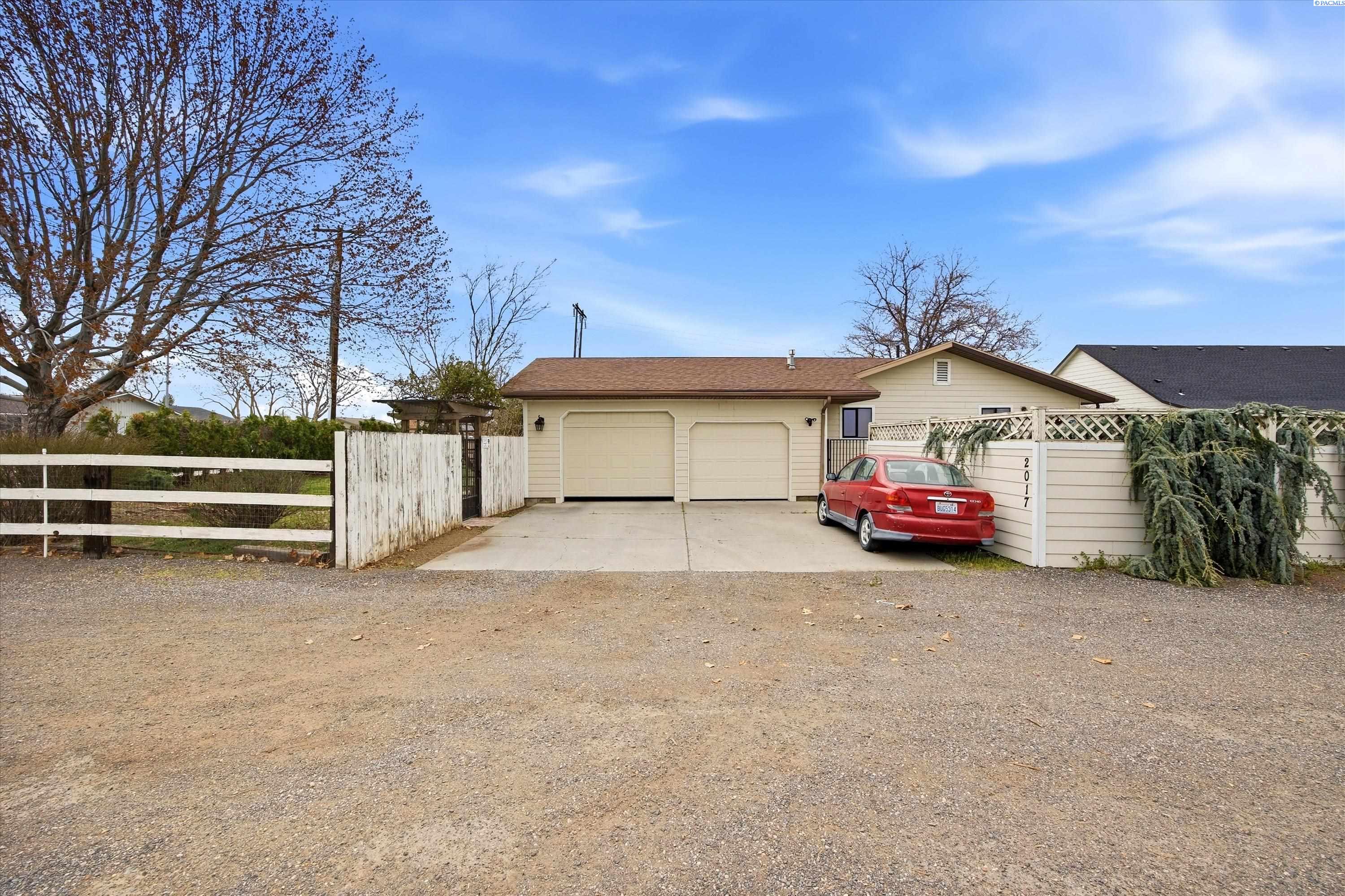 2017 S Washington, Kennewick, WA 99337