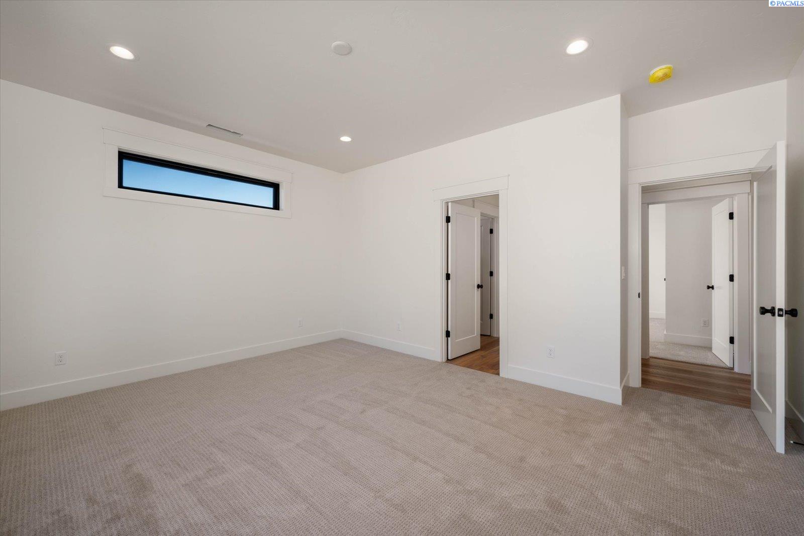 636 Lazio Way, Richland, WA 99352