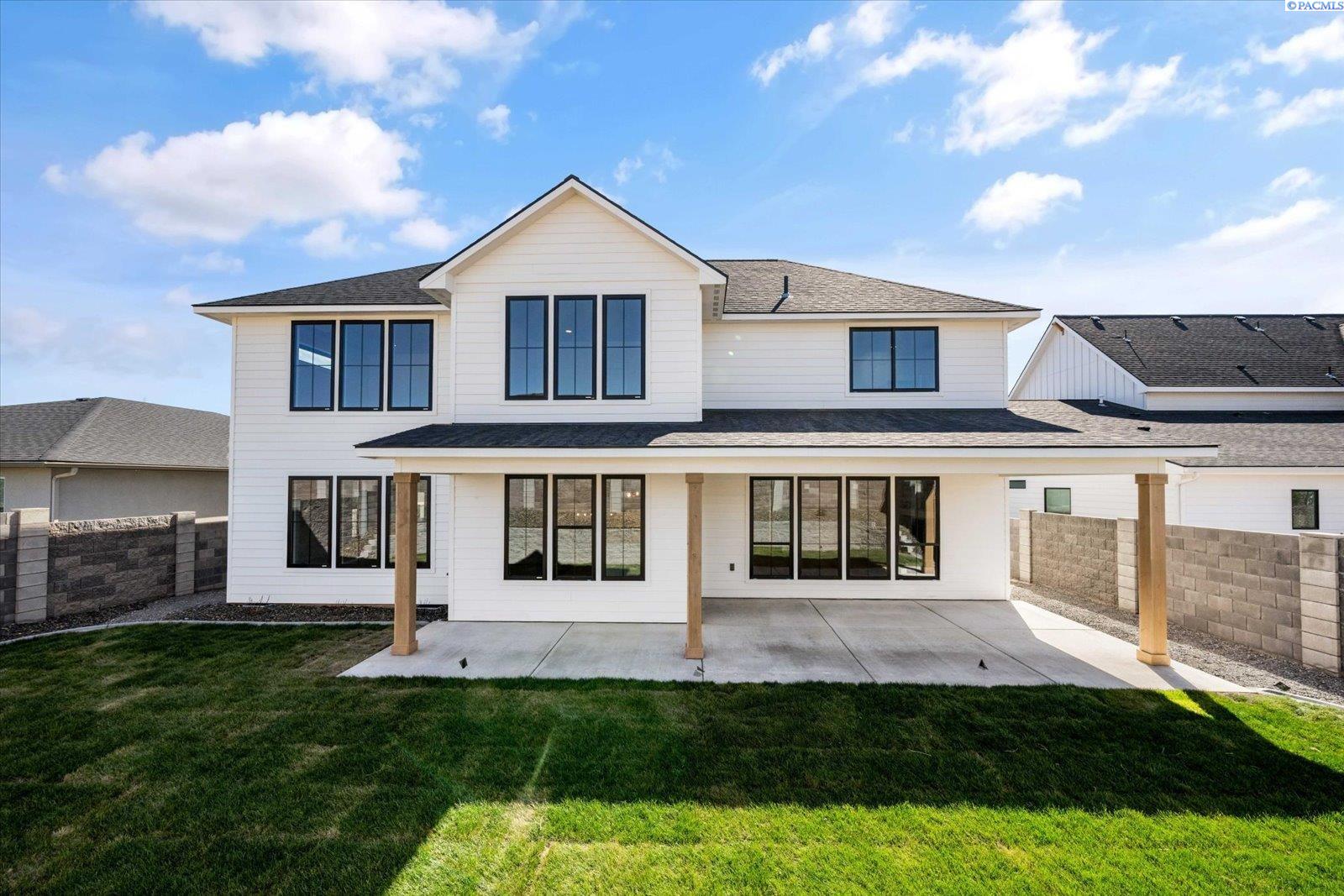 636 Lazio Way, Richland, WA 99352