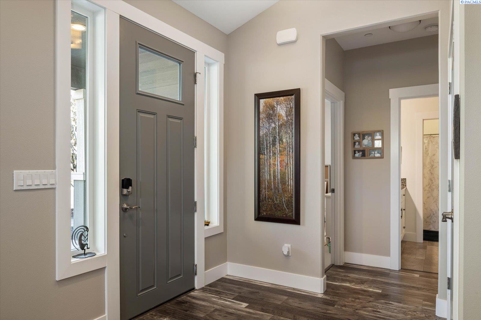 2274 Daphne Ave, Richland, WA 99352