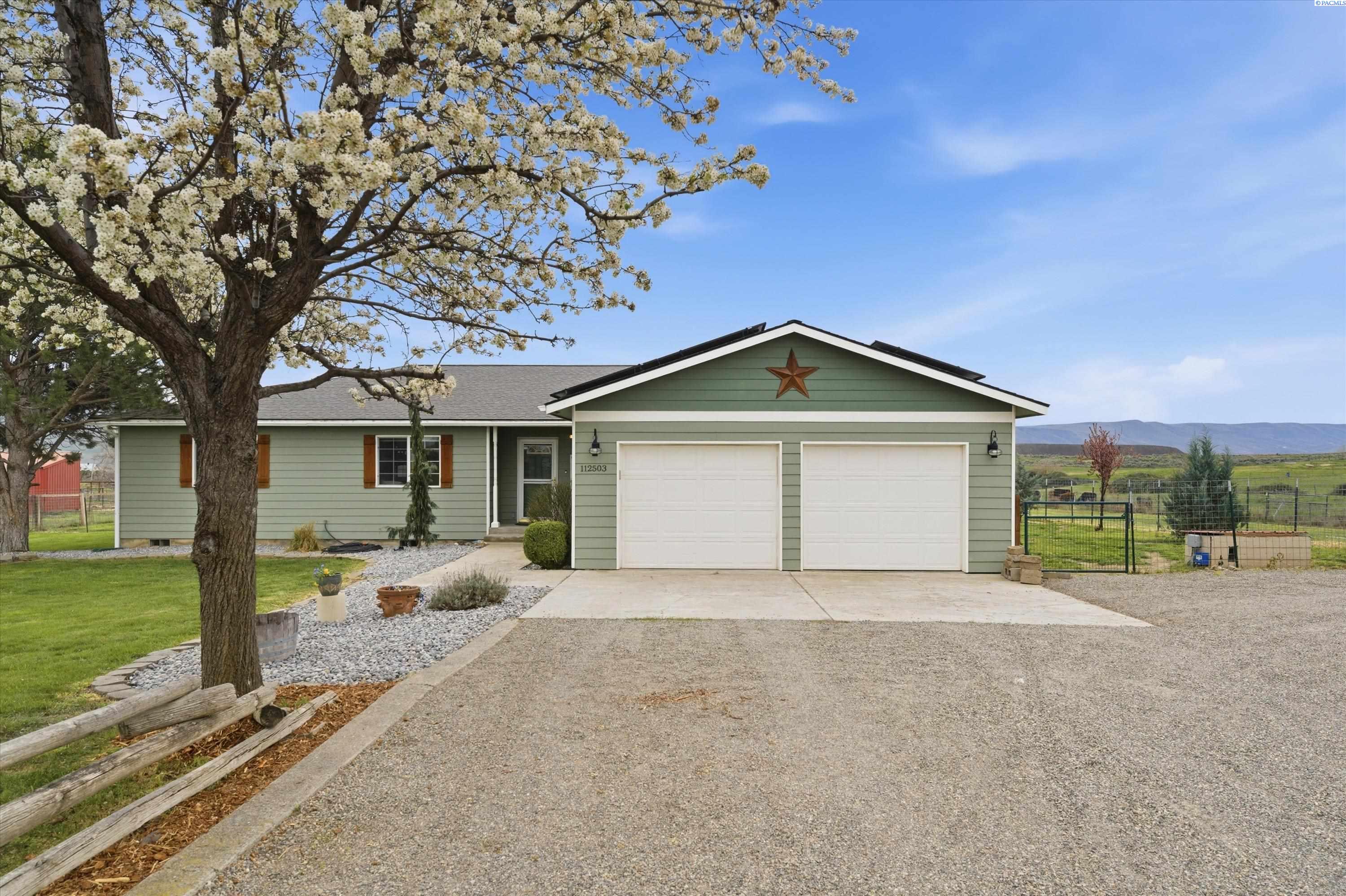 112503 W King Tull Rd, Prosser, WA 99350