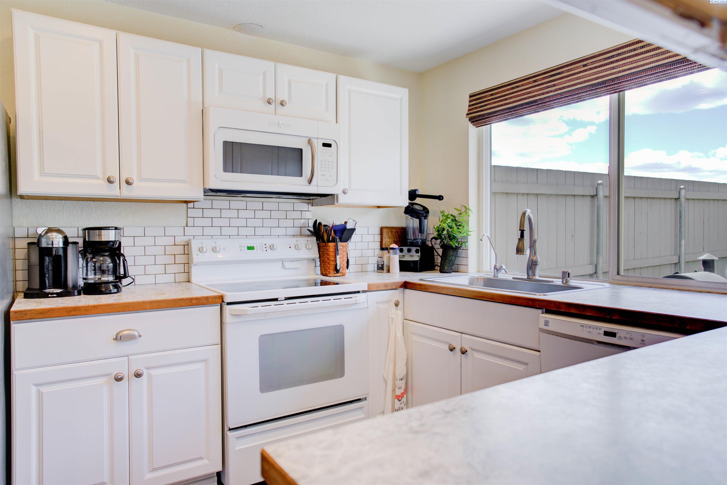 501 N Yelm St #501, Kennewick, WA 99336