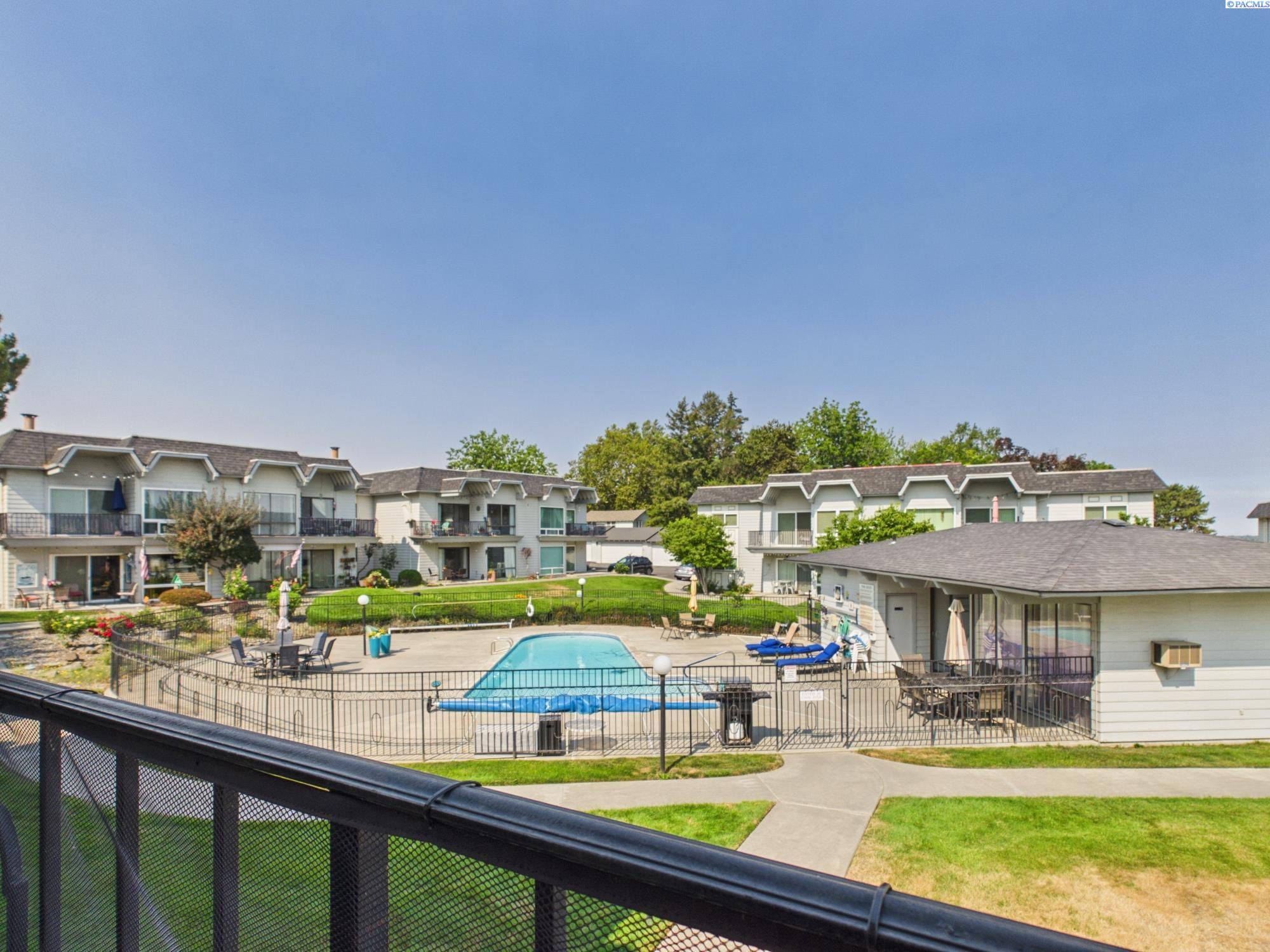 2401 W Canal Dr #9C, Kennewick, WA 99336