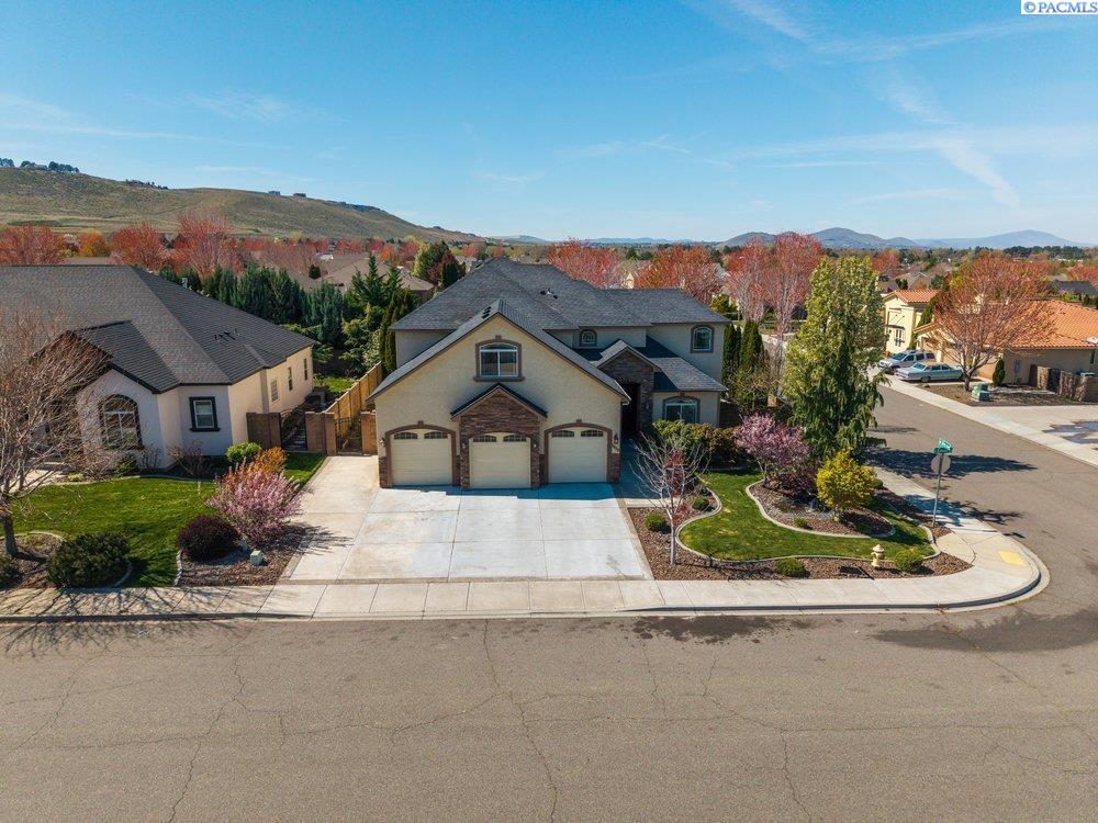 1600 S Edison St, Kennewick, WA 99338