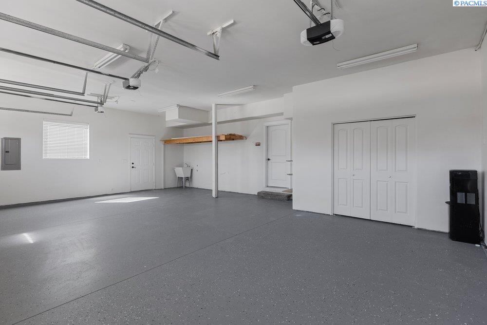 1600 S Edison St, Kennewick, WA 99338