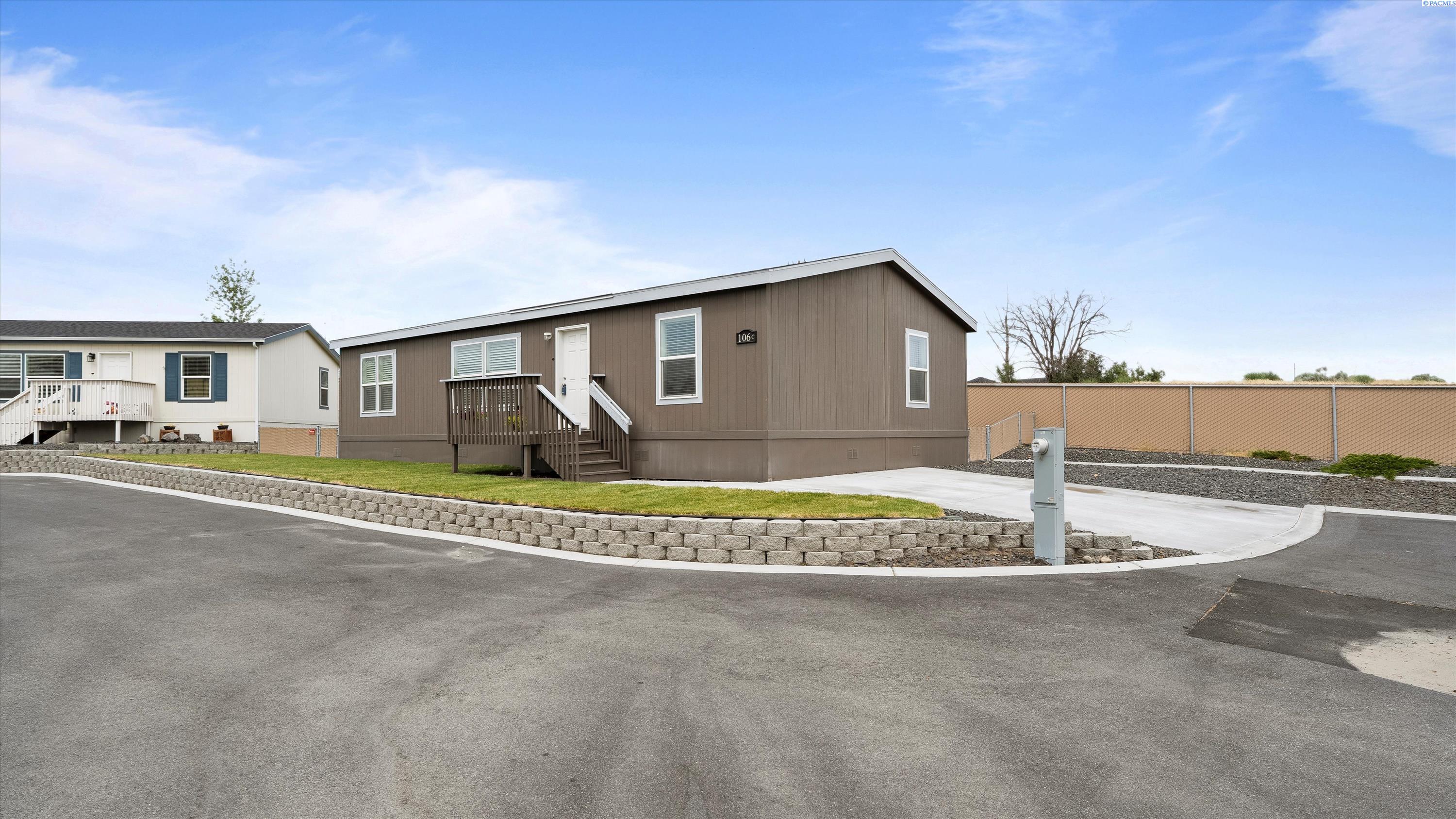 3517 Road 84 106c, Pasco, WA 99301