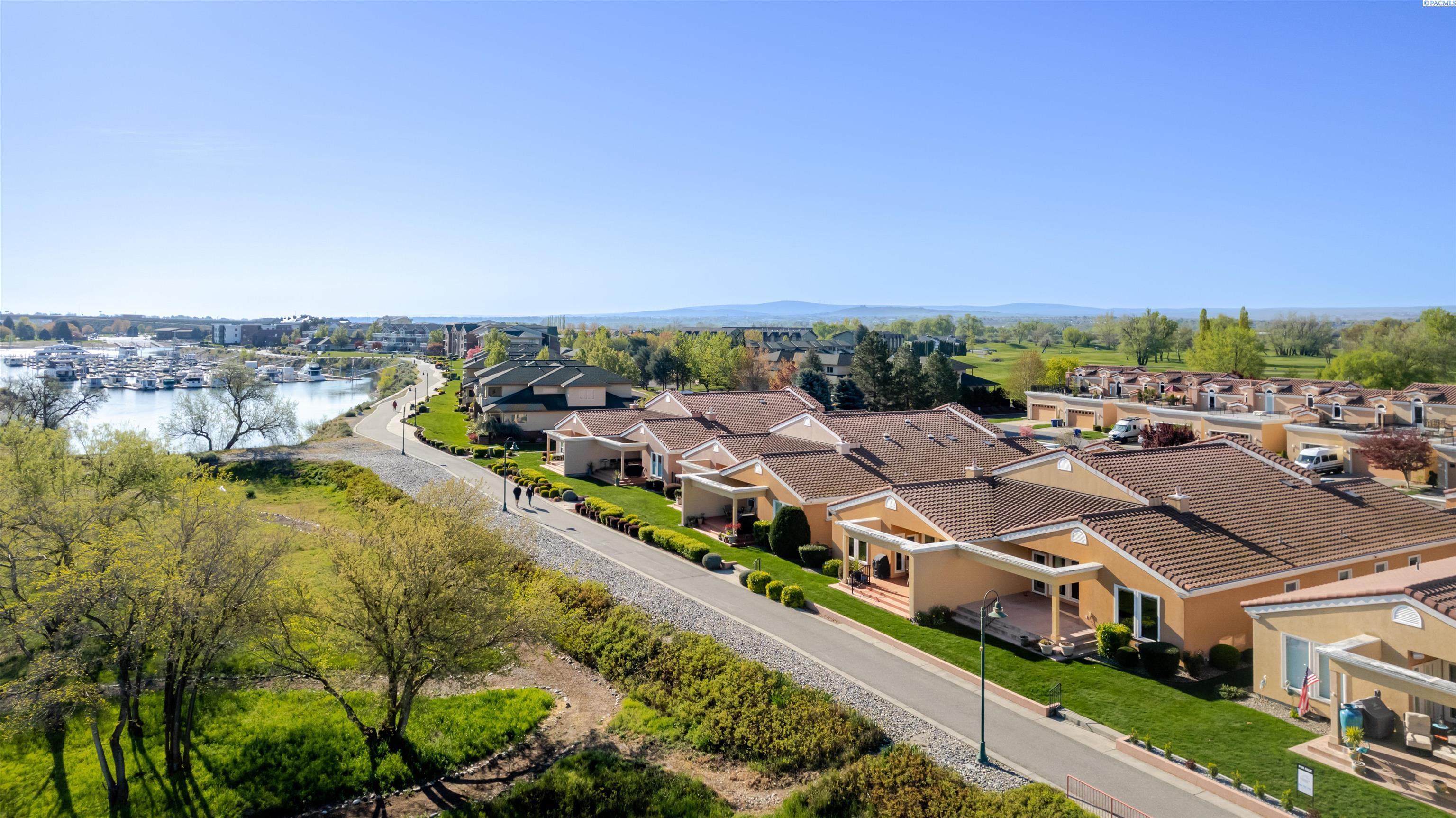 164 Bradley Blvd, Richland, WA 99352